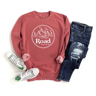 Road Trippin' Circle Mountains | Garment Dyed Sweatshirt