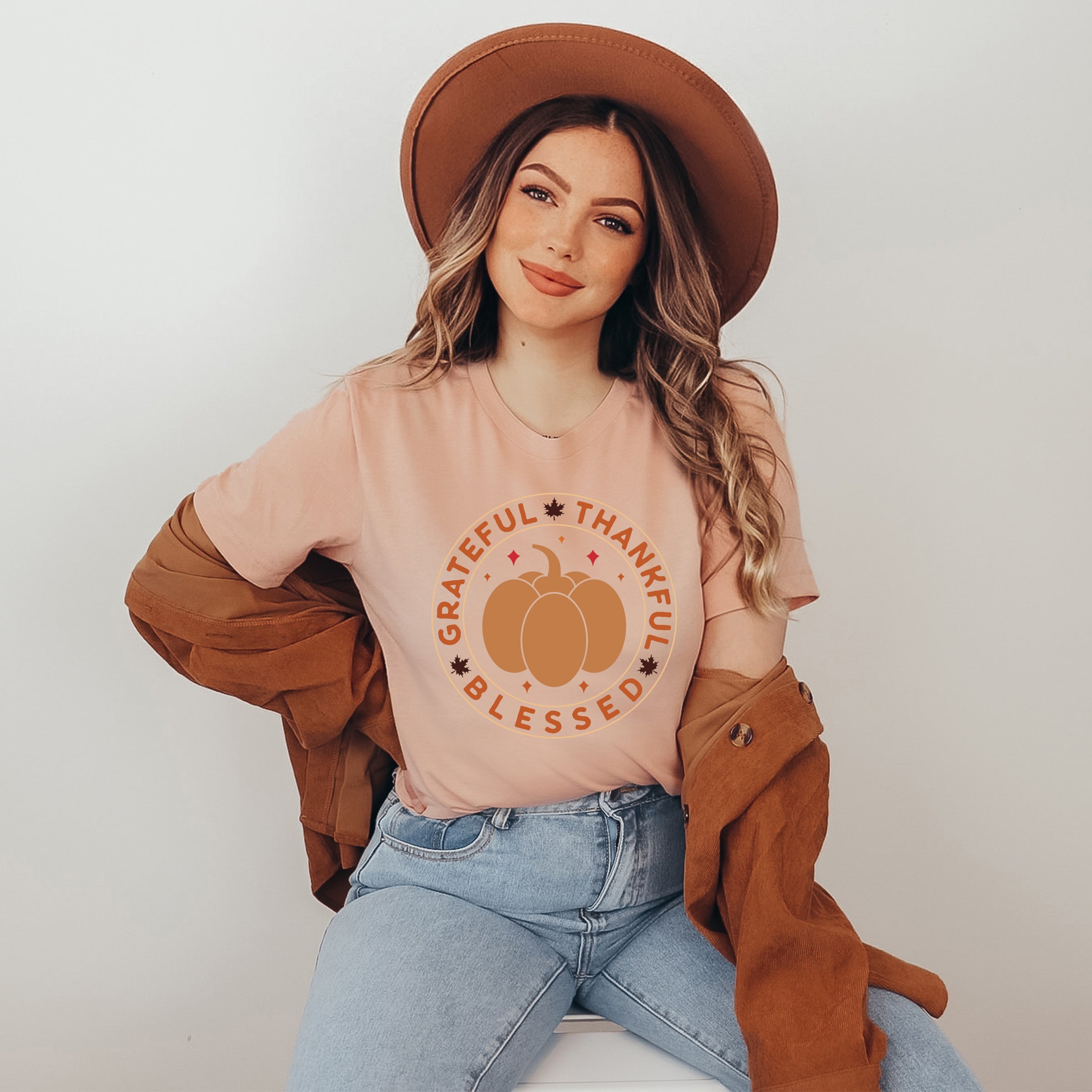 Grateful Thankful Blessed Circle | Short Sleeve Crew Neck