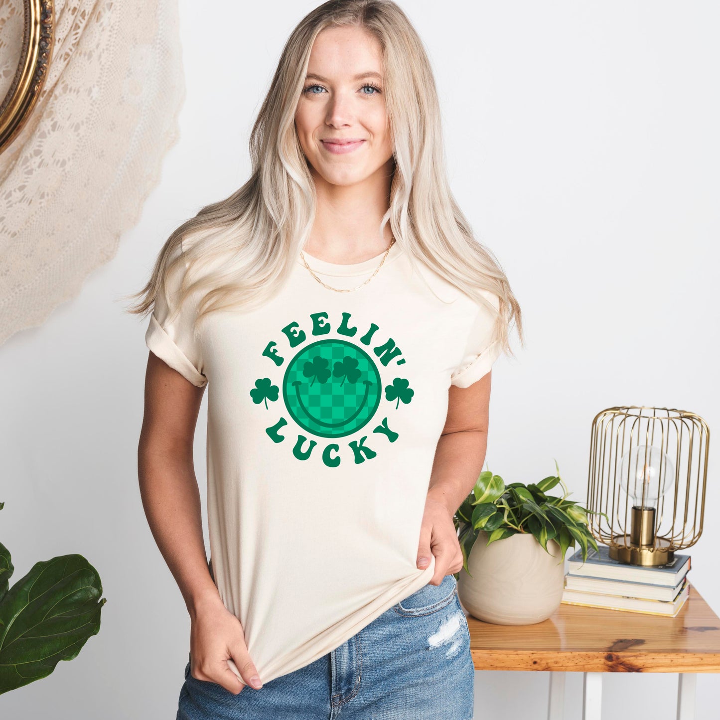 Feelin Lucky Checkered Smiley | Short Sleeve Graphic Tee