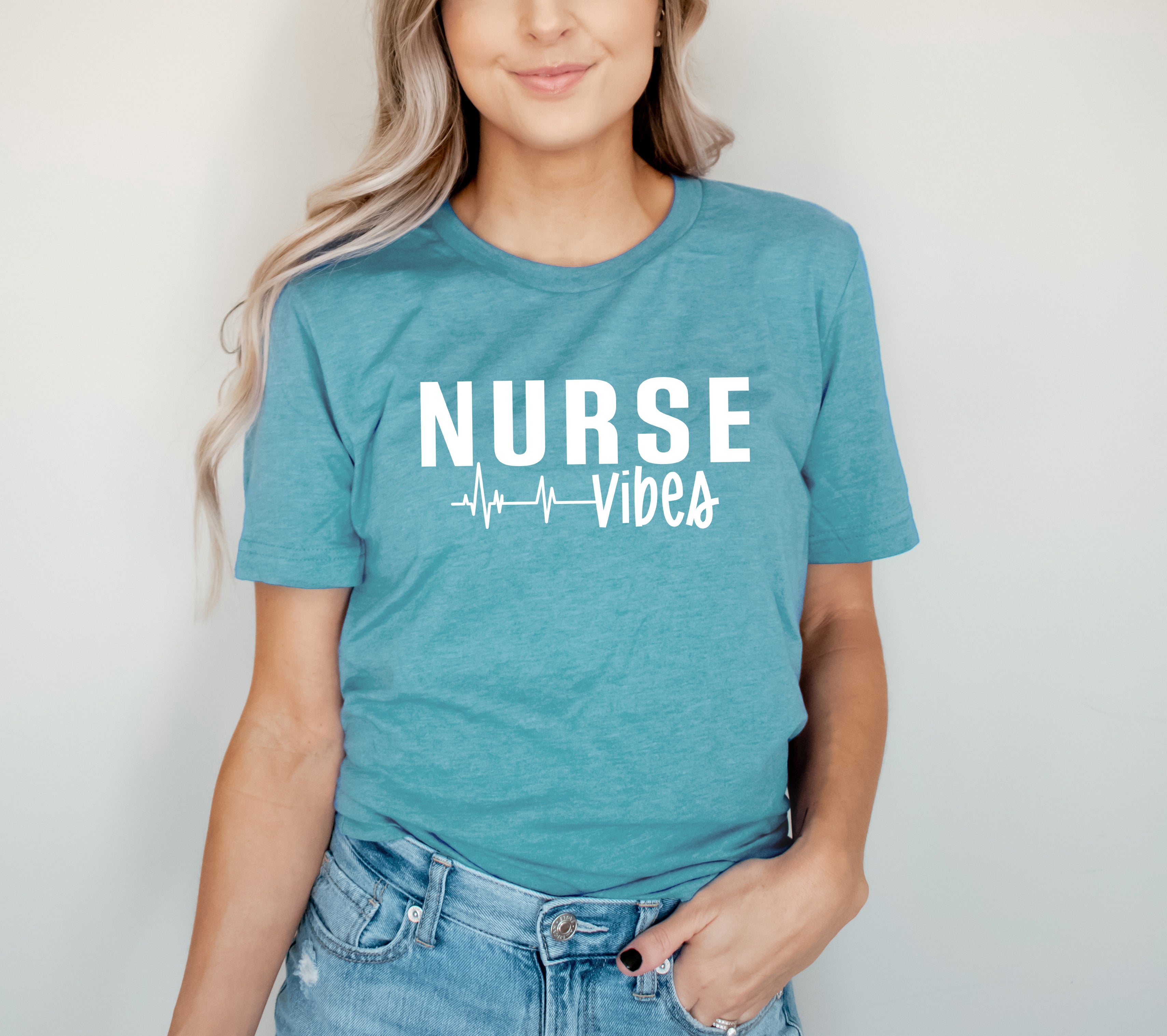 Nurse Vibes Heartbeat | Short Sleeve Graphic Tee