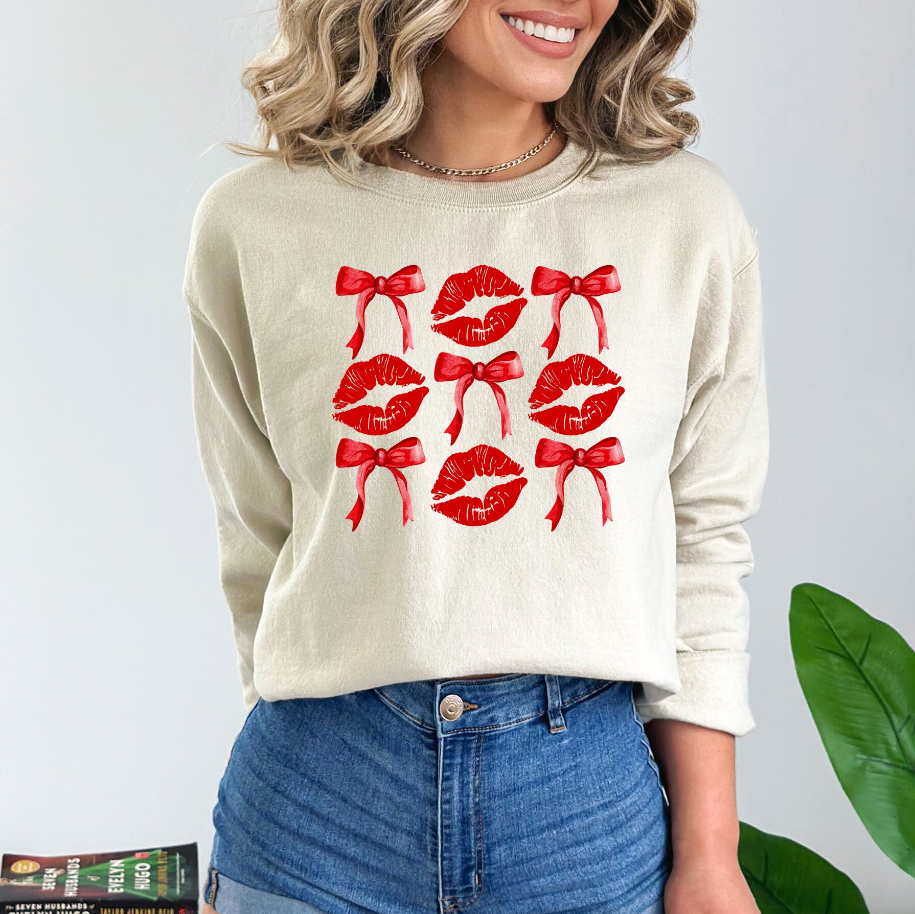 Lips Coquette Bow Chart | Sweatshirt