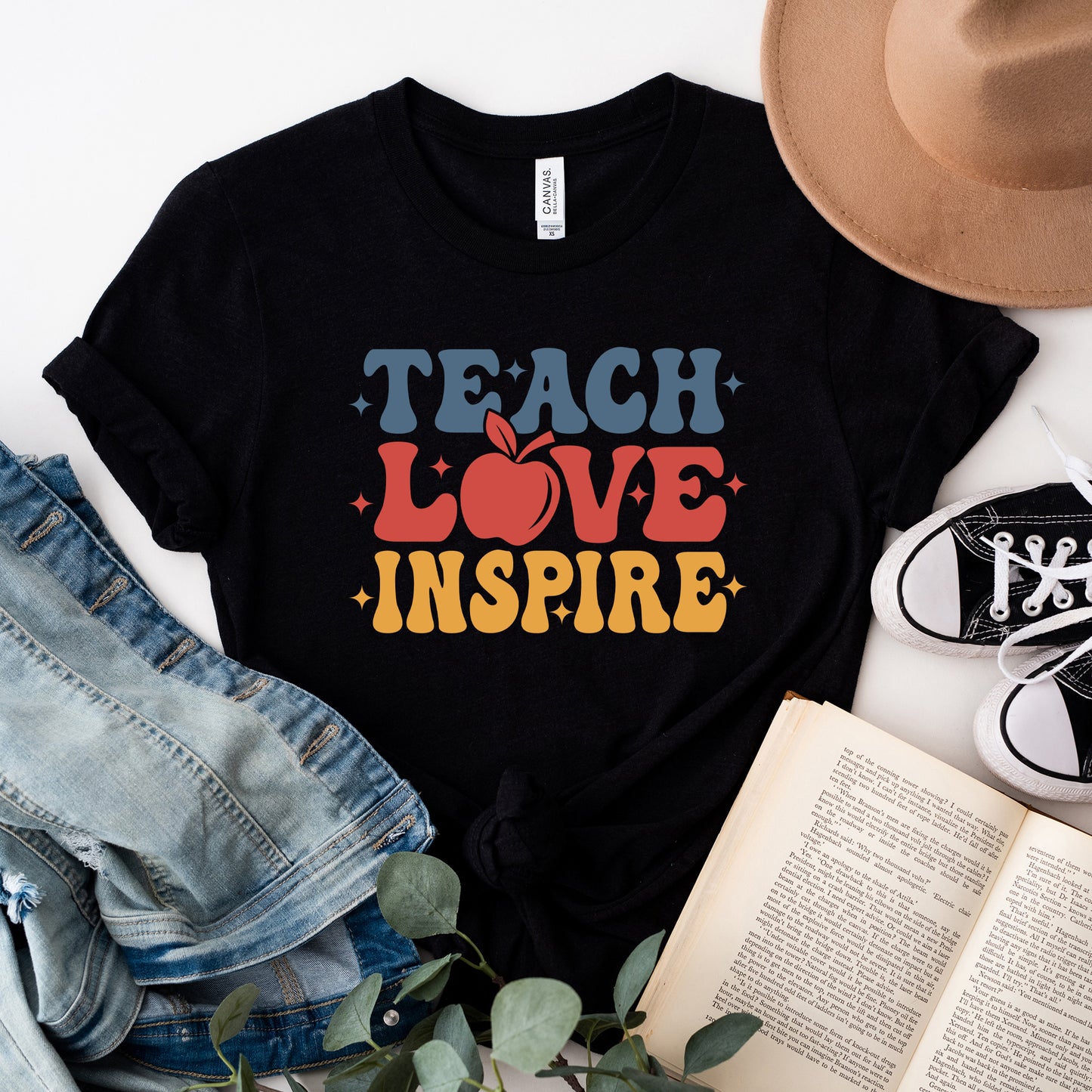 Teach Love Inspire Apple | Short Sleeve Graphic Tee