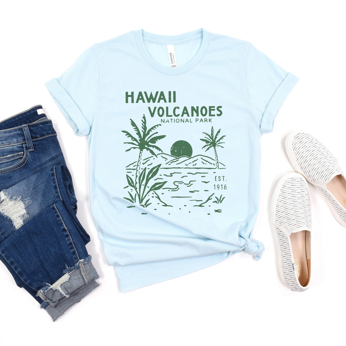 Hawaii Volcanoes | Short Sleeve Graphic Tee