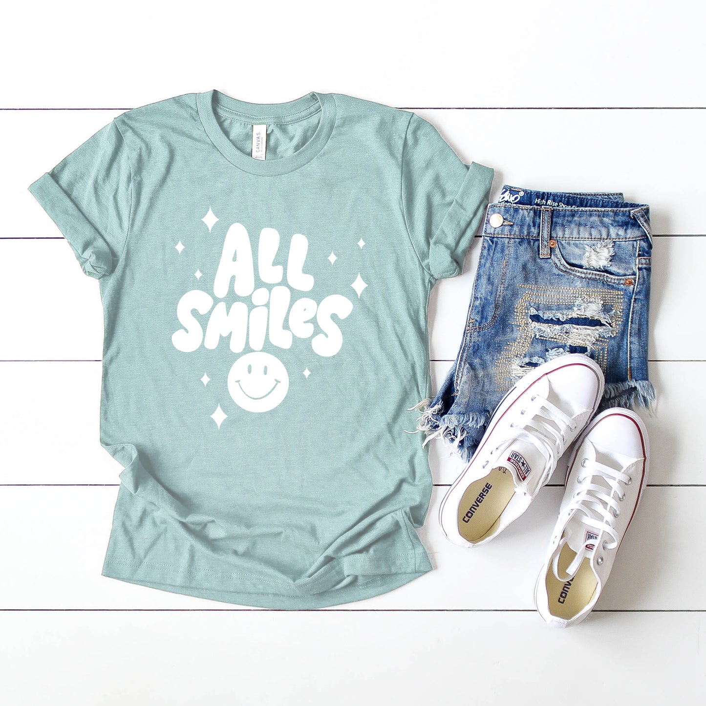 All Smiles Smiley Face | Short Sleeve Graphic Tee