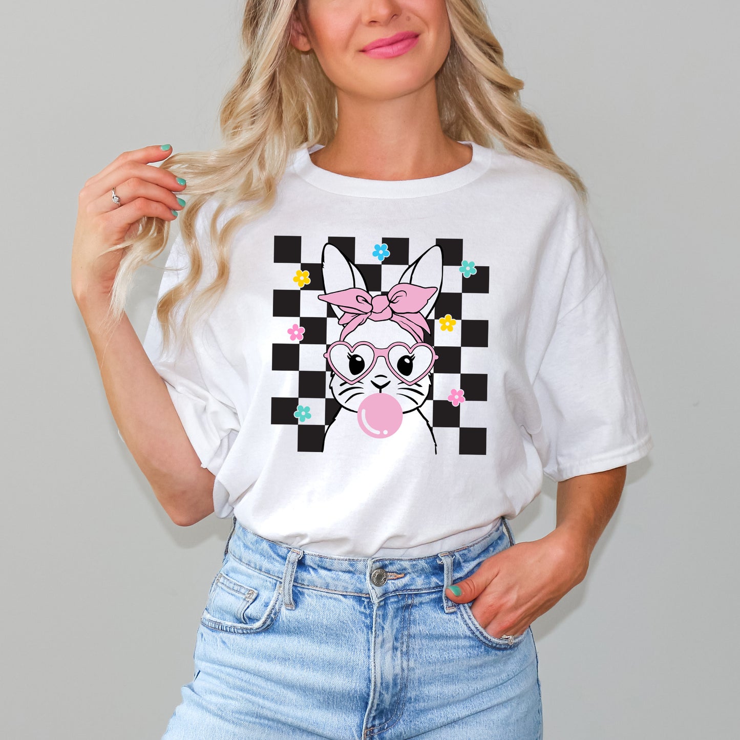 Checkered Groovy Bunny | Short Sleeve Graphic Tee