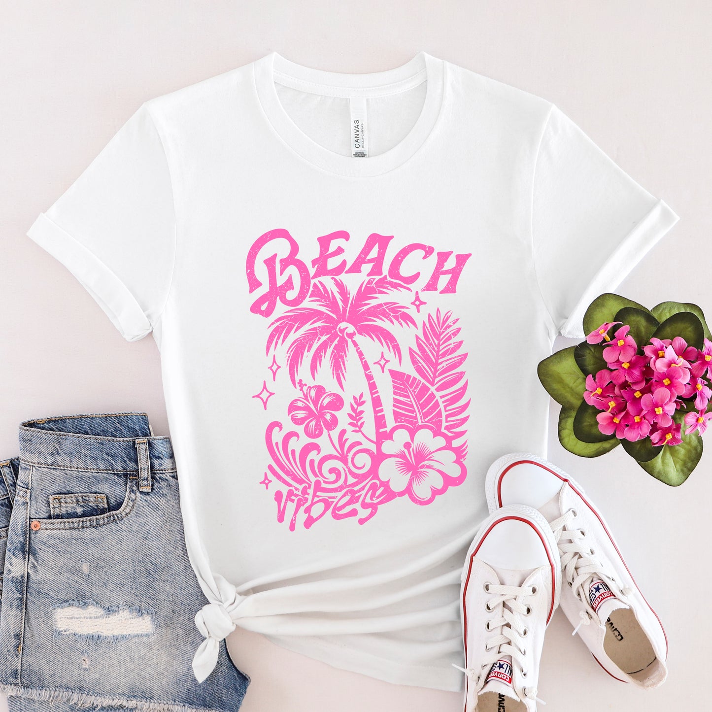Beach Vibes Distressed | Short Sleeve Graphic Tee