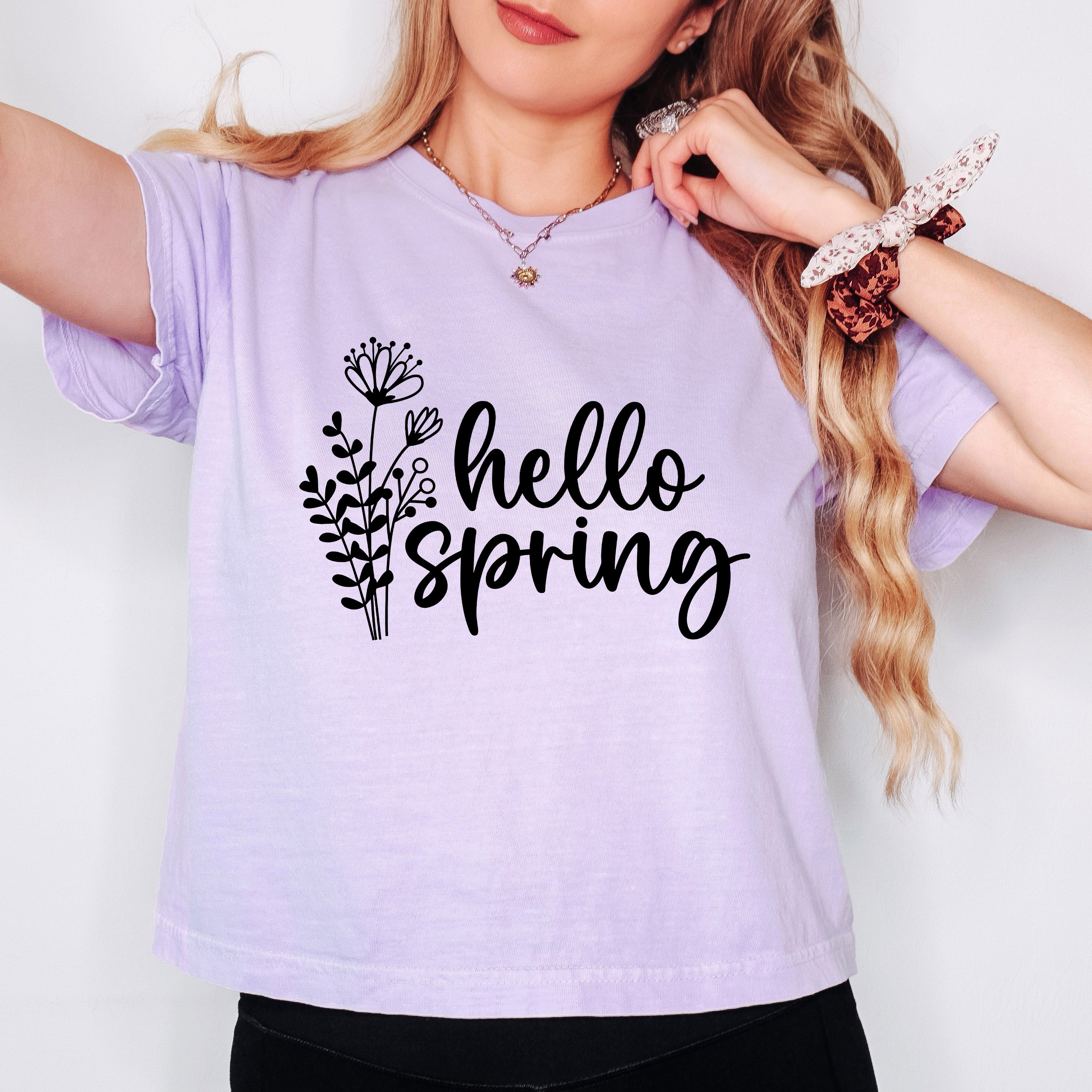 Hello Spring Flowers | Relaxed Fit Cropped Tee