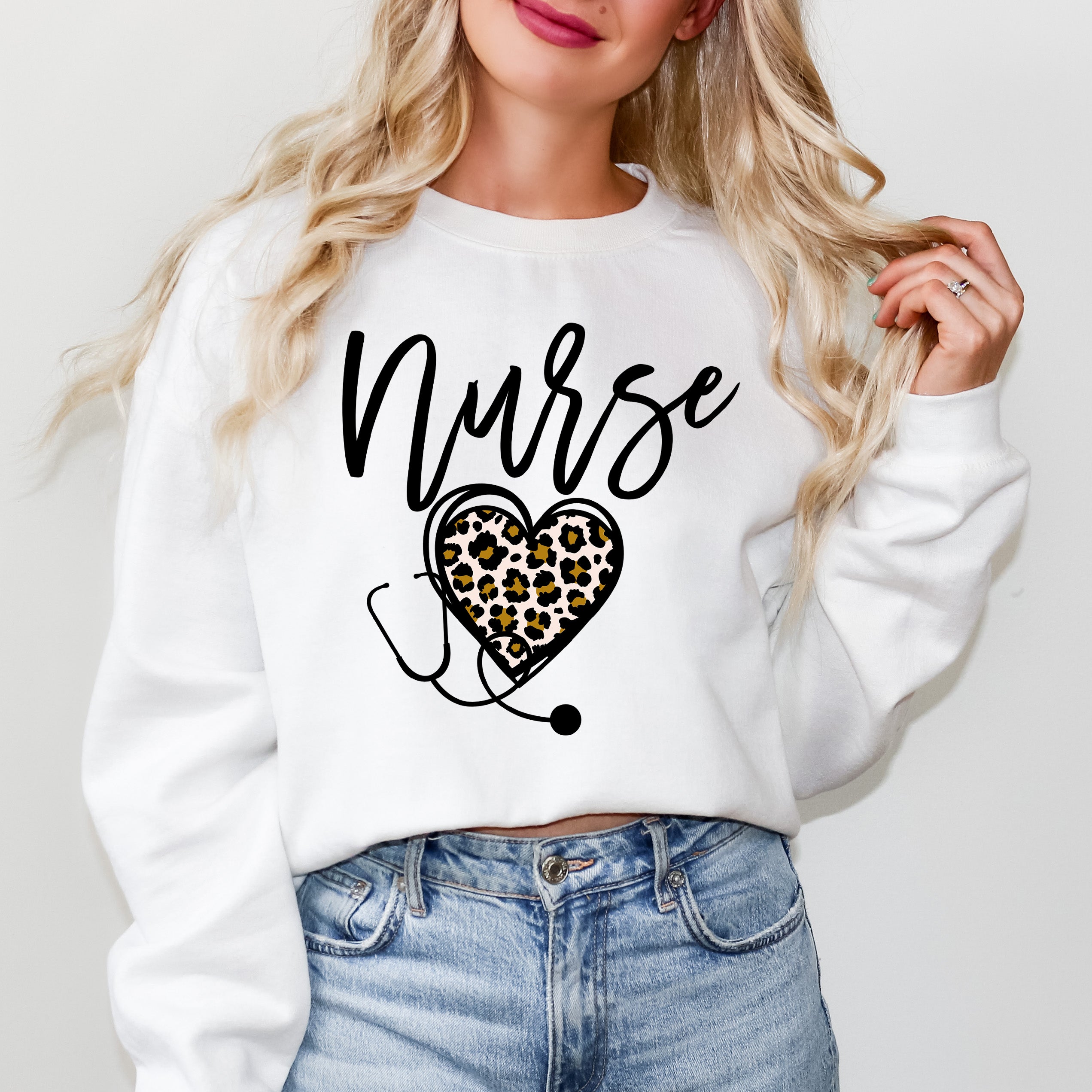 Leopard Nurse Heart | Sweatshirt