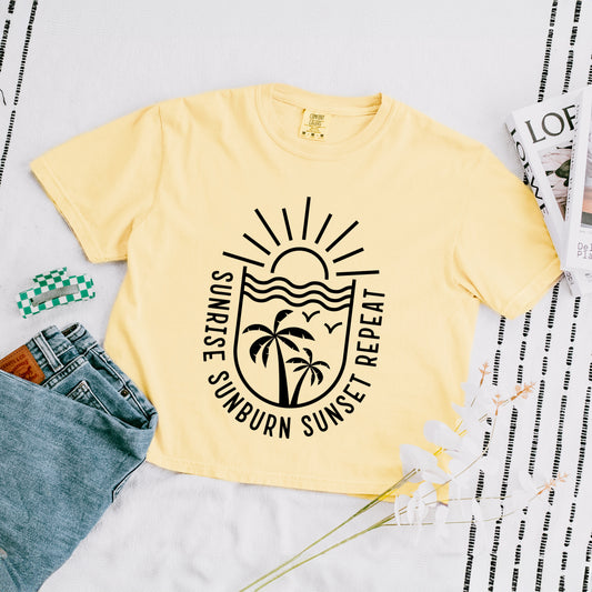 Sunrise Sunburn Sunset Repeat Beachscape | Relaxed Fit Cropped Tee