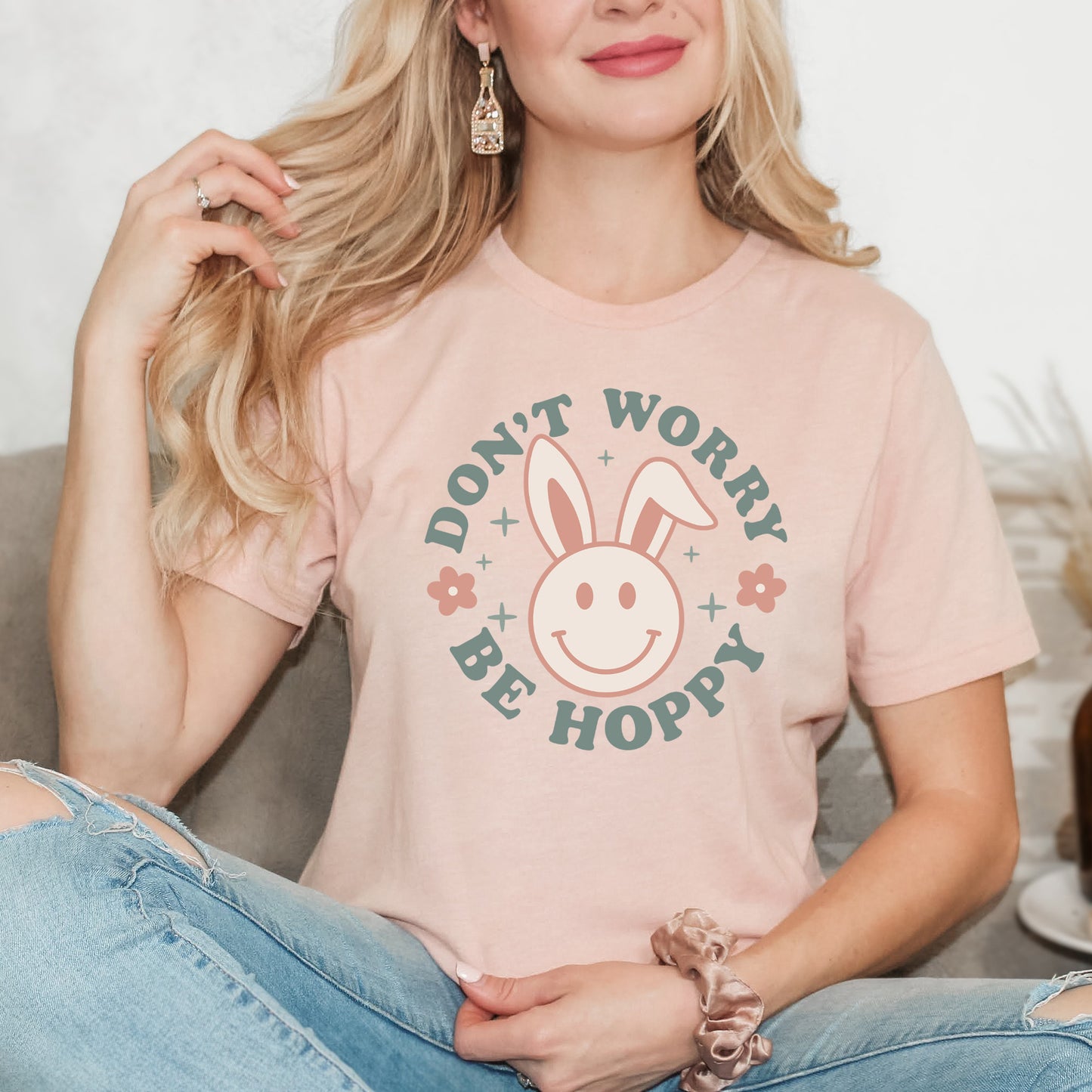 Be Hoppy Smiley Bunny | Short Sleeve Graphic Tee