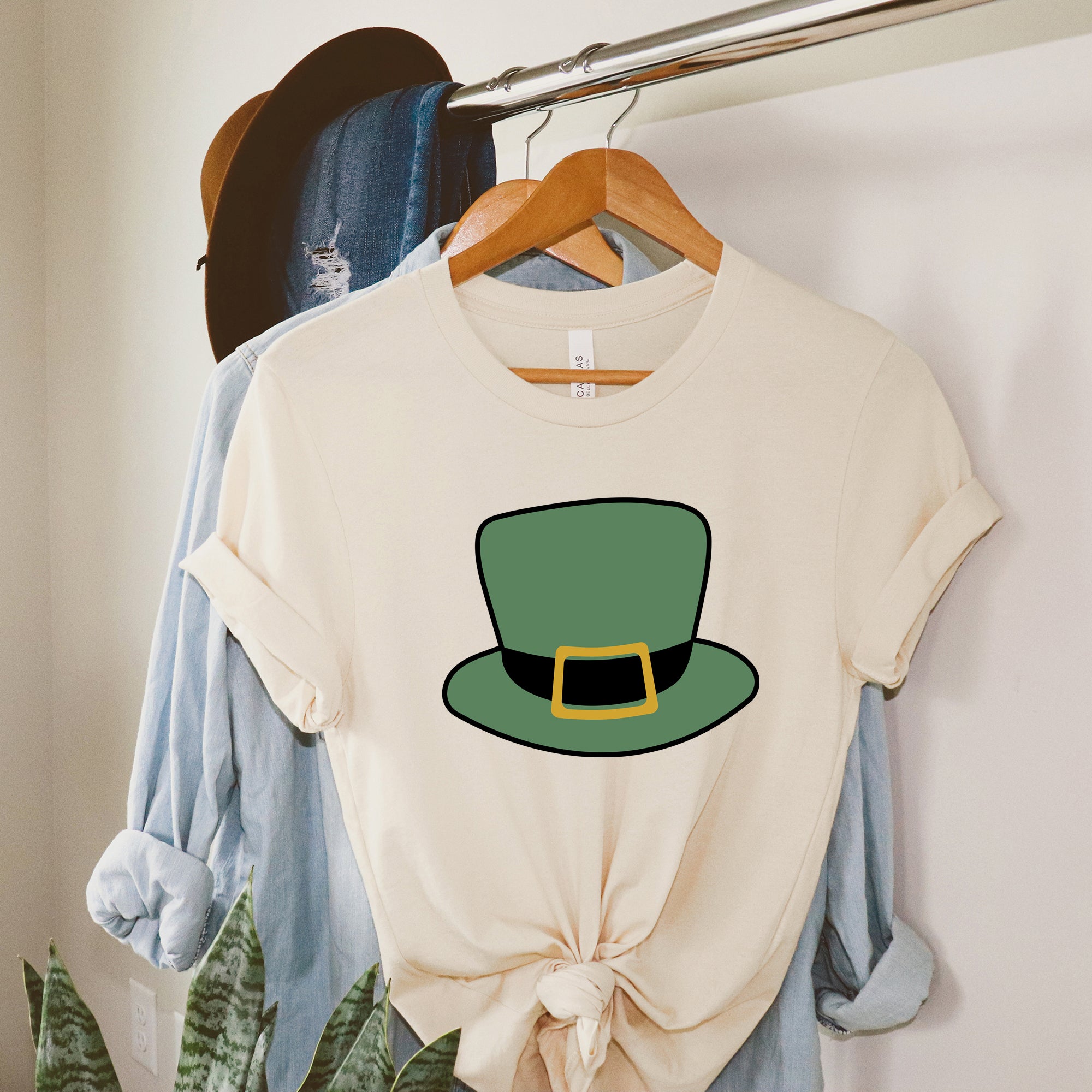 Leprechaun Hat | Short Sleeve Graphic Tee