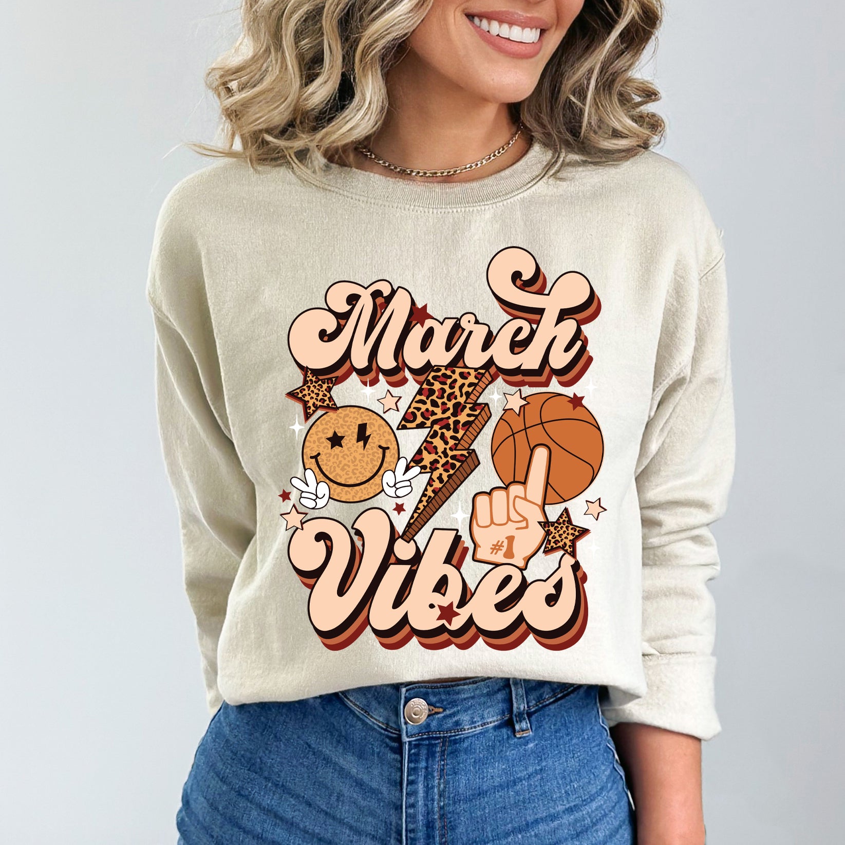 March Vibes Basketball Cheetah | Sweatshirt