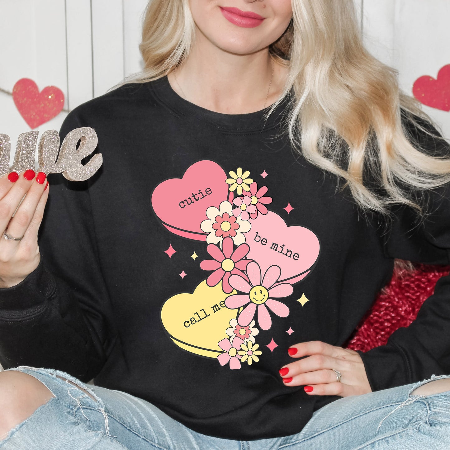 Retro Valentine Hearts | Sweatshirt