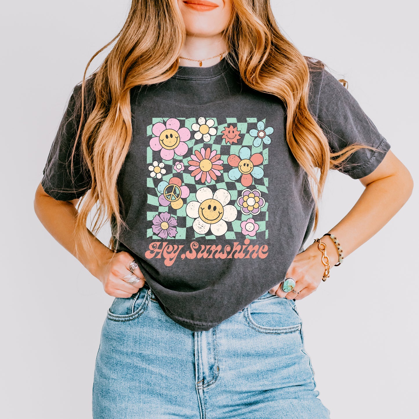 Hey Sunshine Flowers | Relaxed Fit Cropped Tee