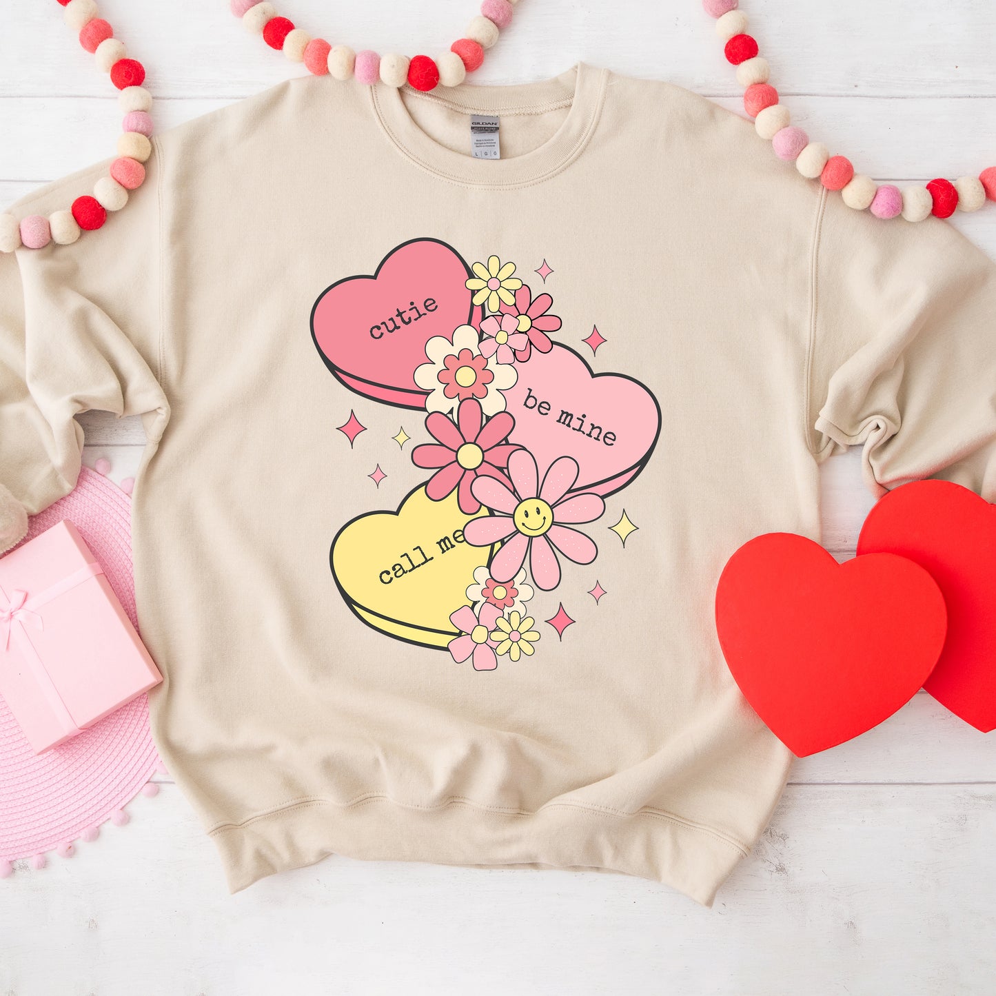 Retro Valentine Hearts | Sweatshirt