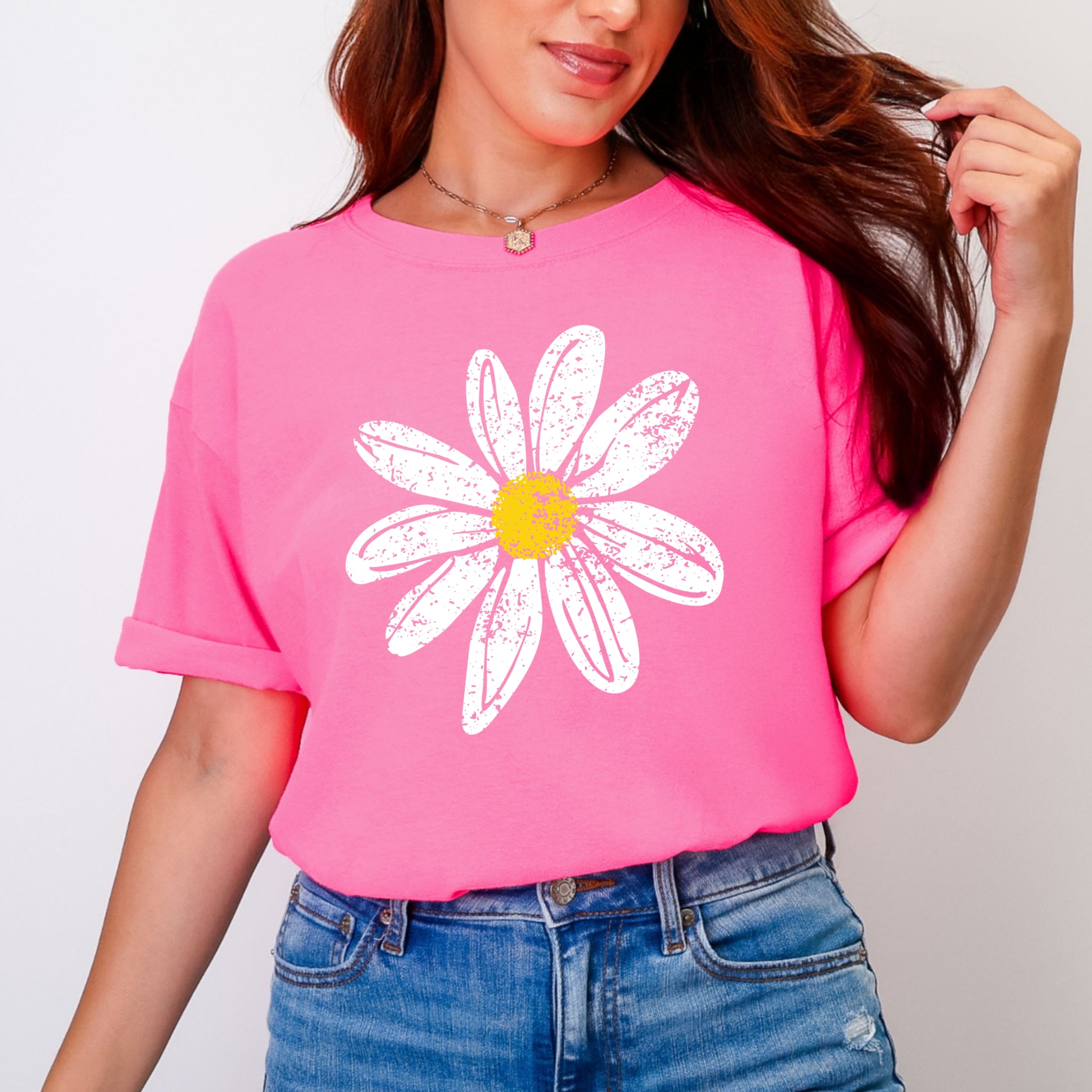 Daisy Distressed - Women's Garment Dyed Graphic T-Shirt