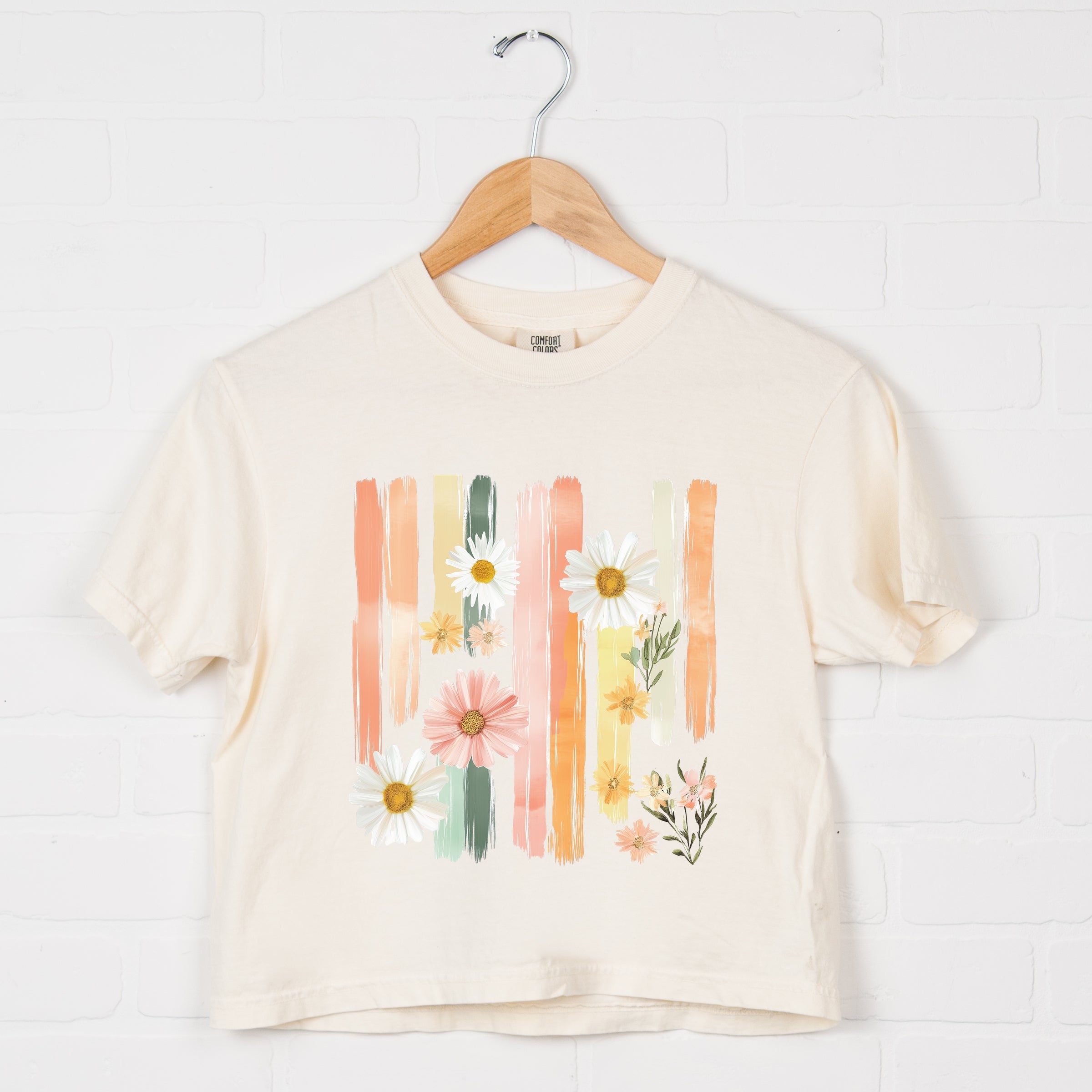 Daisies Stripes Faux Paint - Women's Boxy Crop Top Graphic T-Shirt