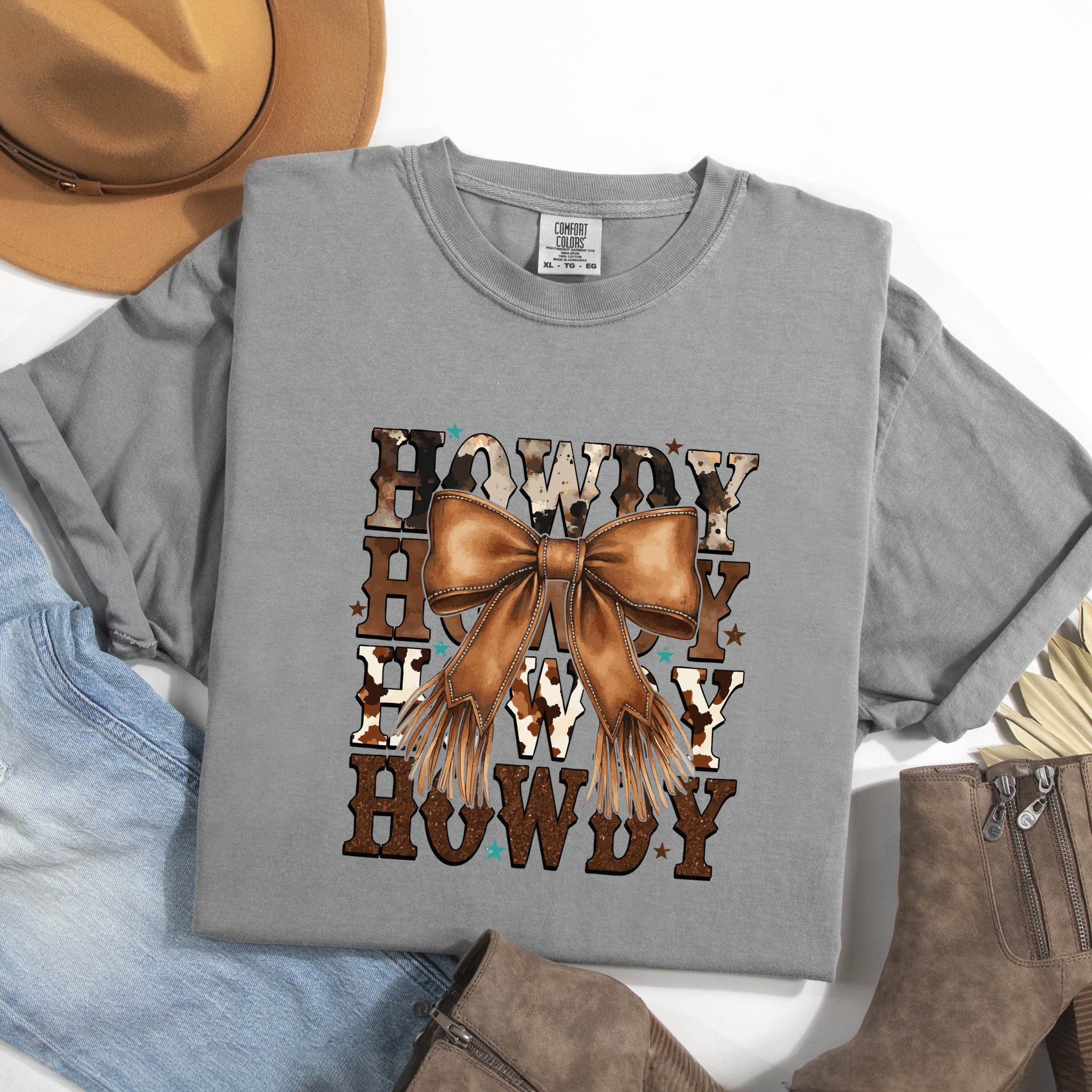 Coquette Howdy Stacked - Women's Garment Dyed Graphic T-Shirt
