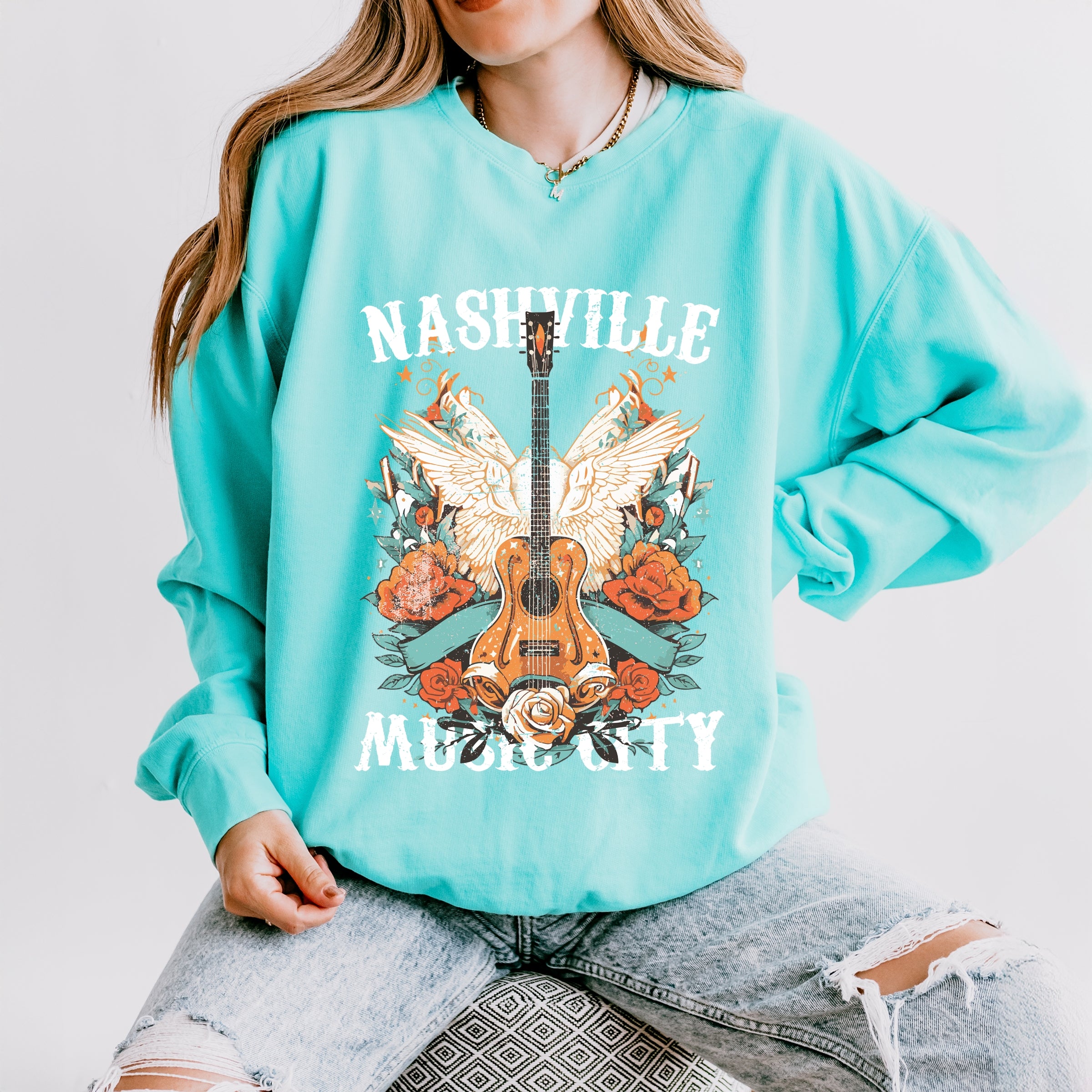 Nashville Music City Guitar Grunge - Womens Lightweight Garment Dyed Sweatshirt
