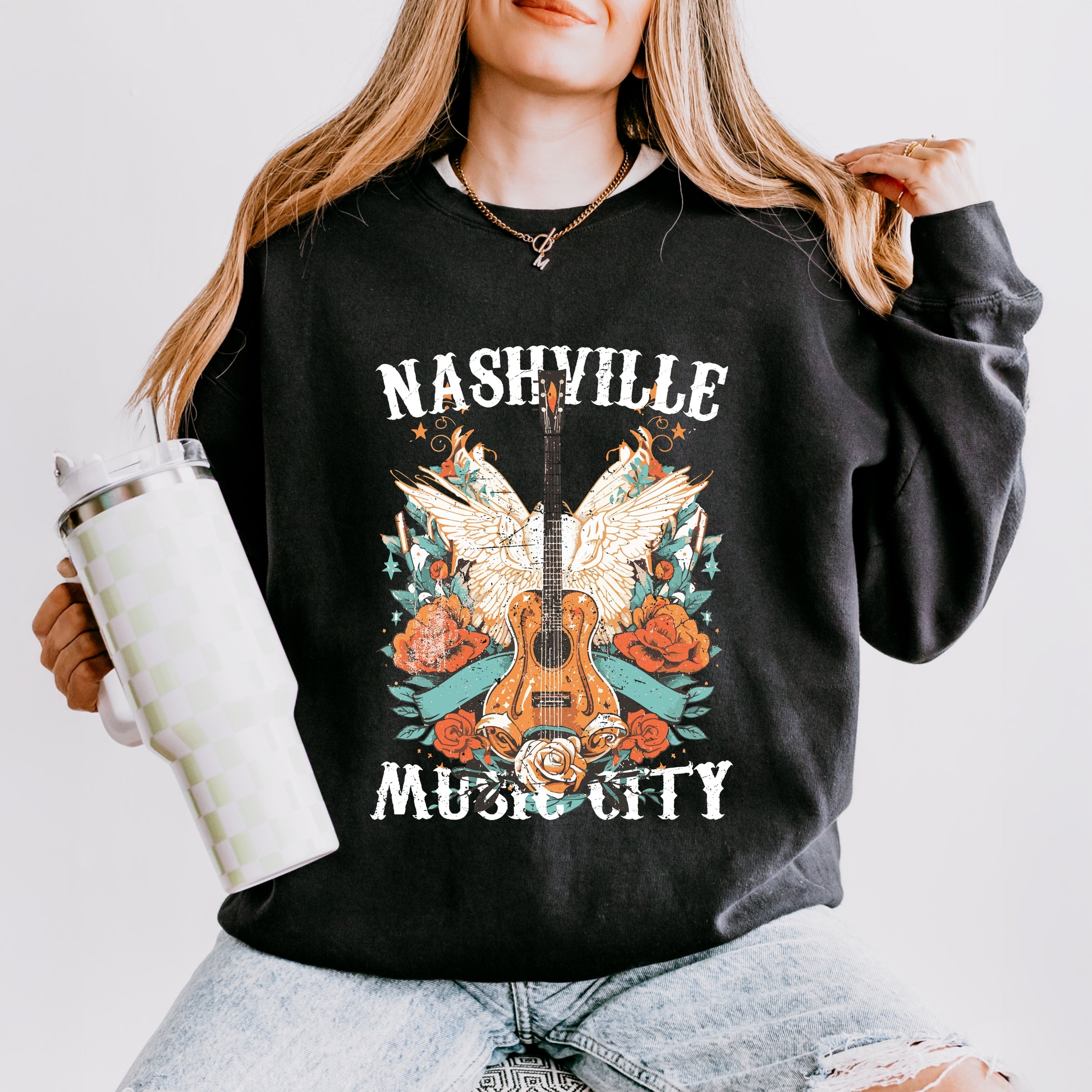 Nashville Music City Guitar Grunge - Womens Lightweight Garment Dyed Sweatshirt