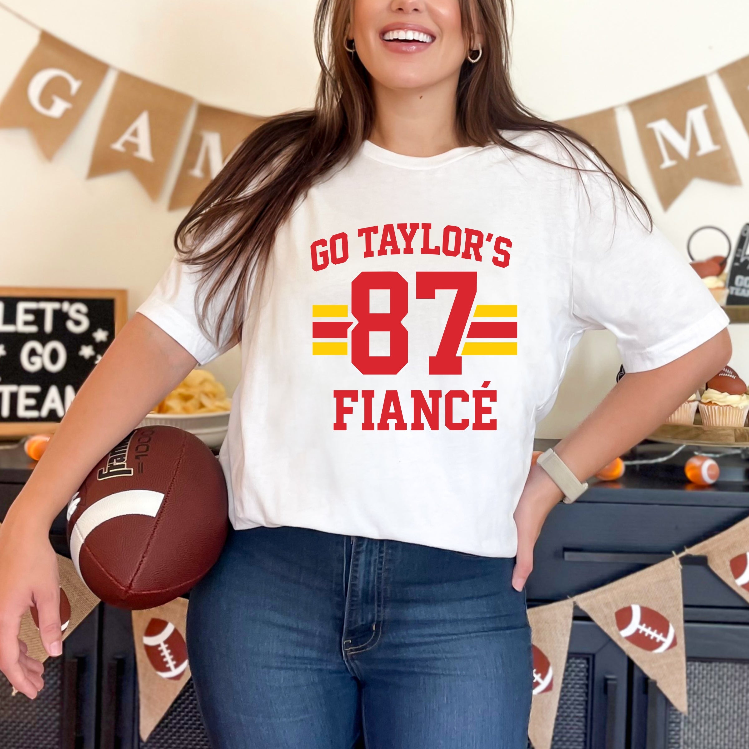 Go Taylor's Fiance 87 - Womens Short Sleeve Tee