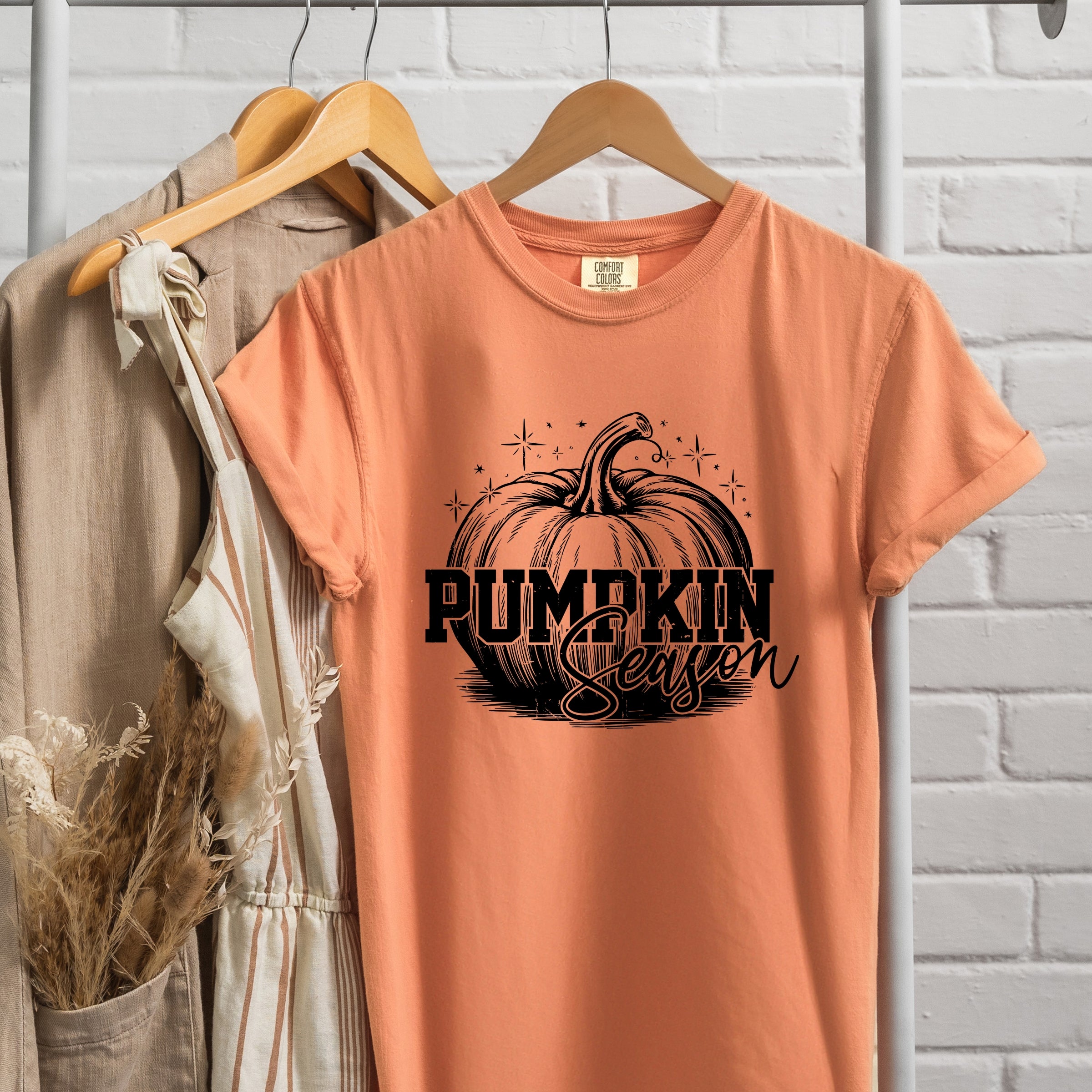 Pumpkin Season Sparkles Distressed - Women's Garment Dyed Graphic T-Shirt