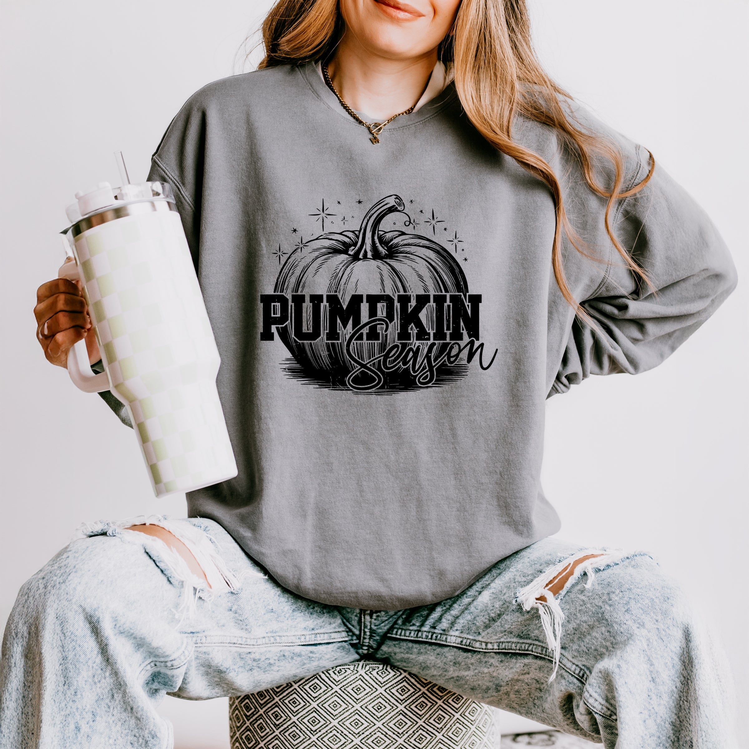Pumpkin Season Sparkles Distressed - Women's Lightweight Garment Dyed Sweatshirt