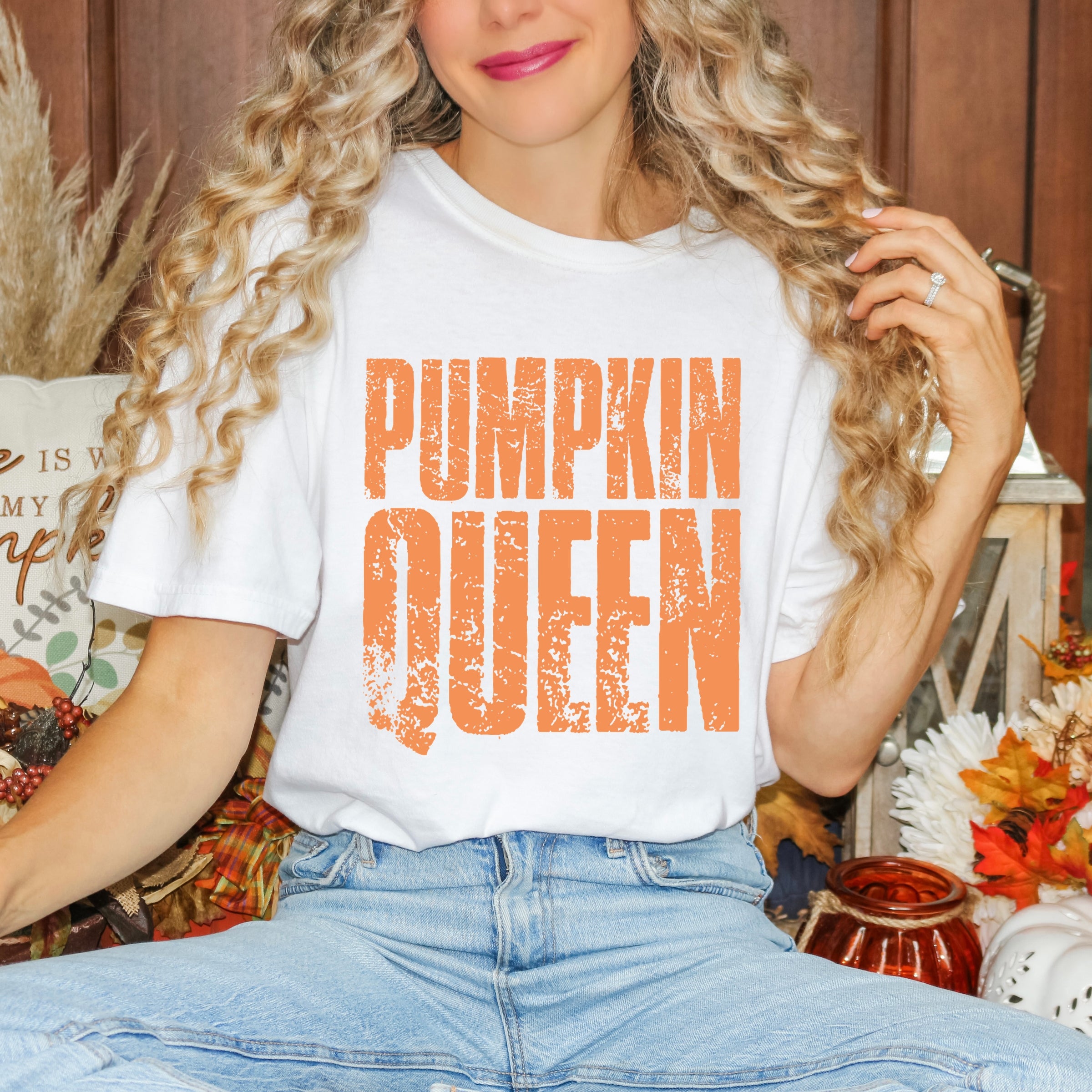 Pumpkin Queen Distressed - Women's Garment Dyed Graphic T-Shirt