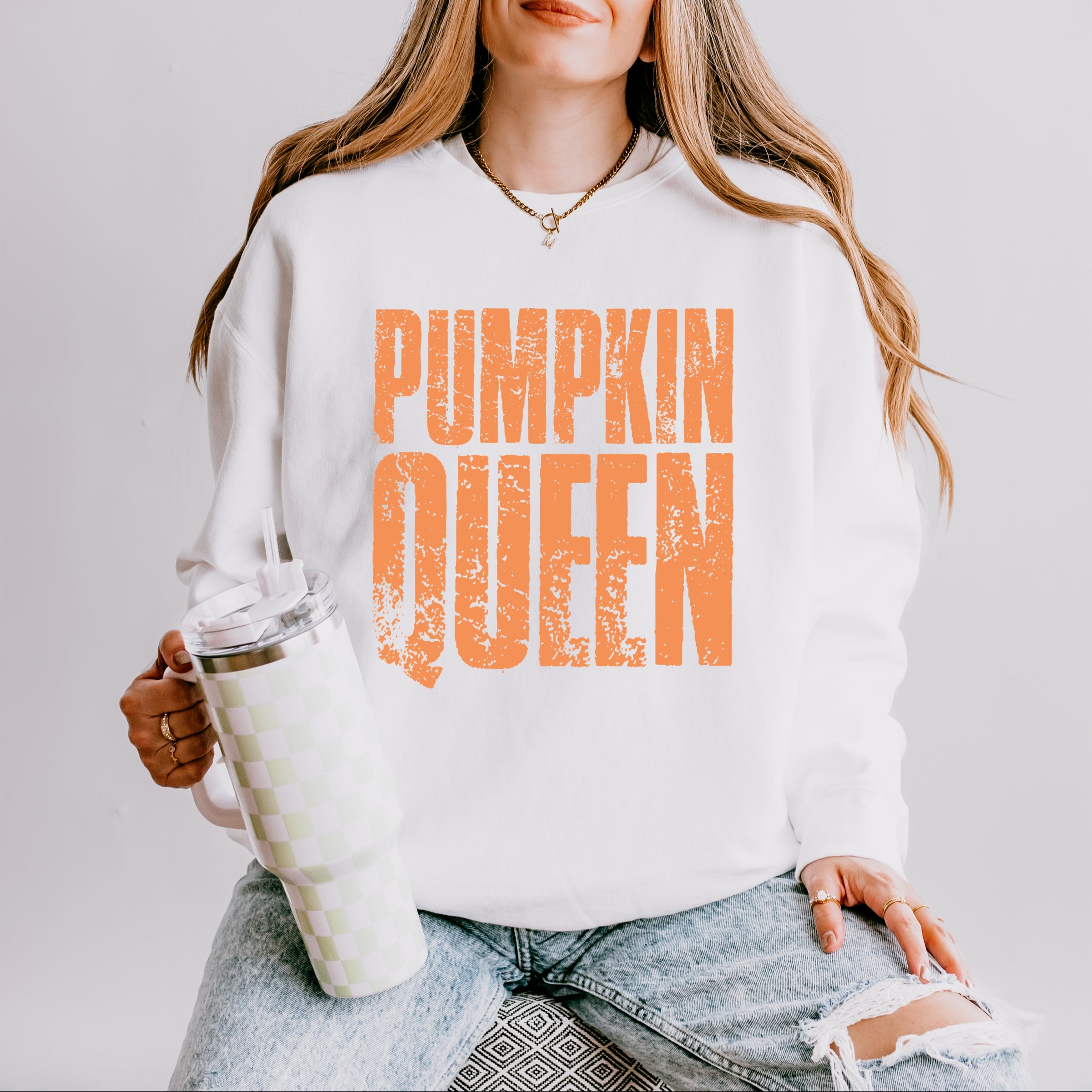 Pumpkin Queen Distressed - Women's Lightweight Garment Dyed Sweatshirt