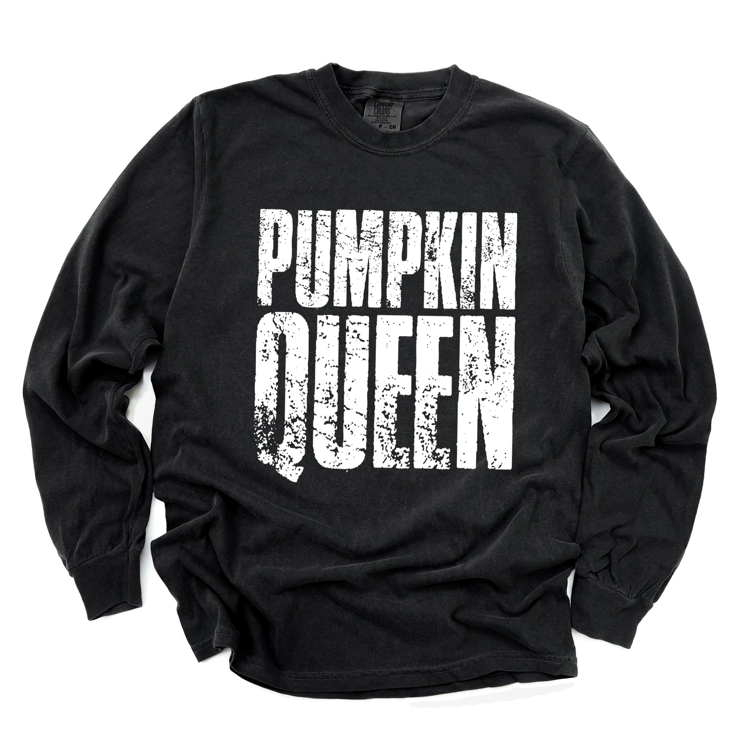 Pumpkin Queen Distressed - Women's Garment Dyed Long Sleeve Graphic T-Shirt