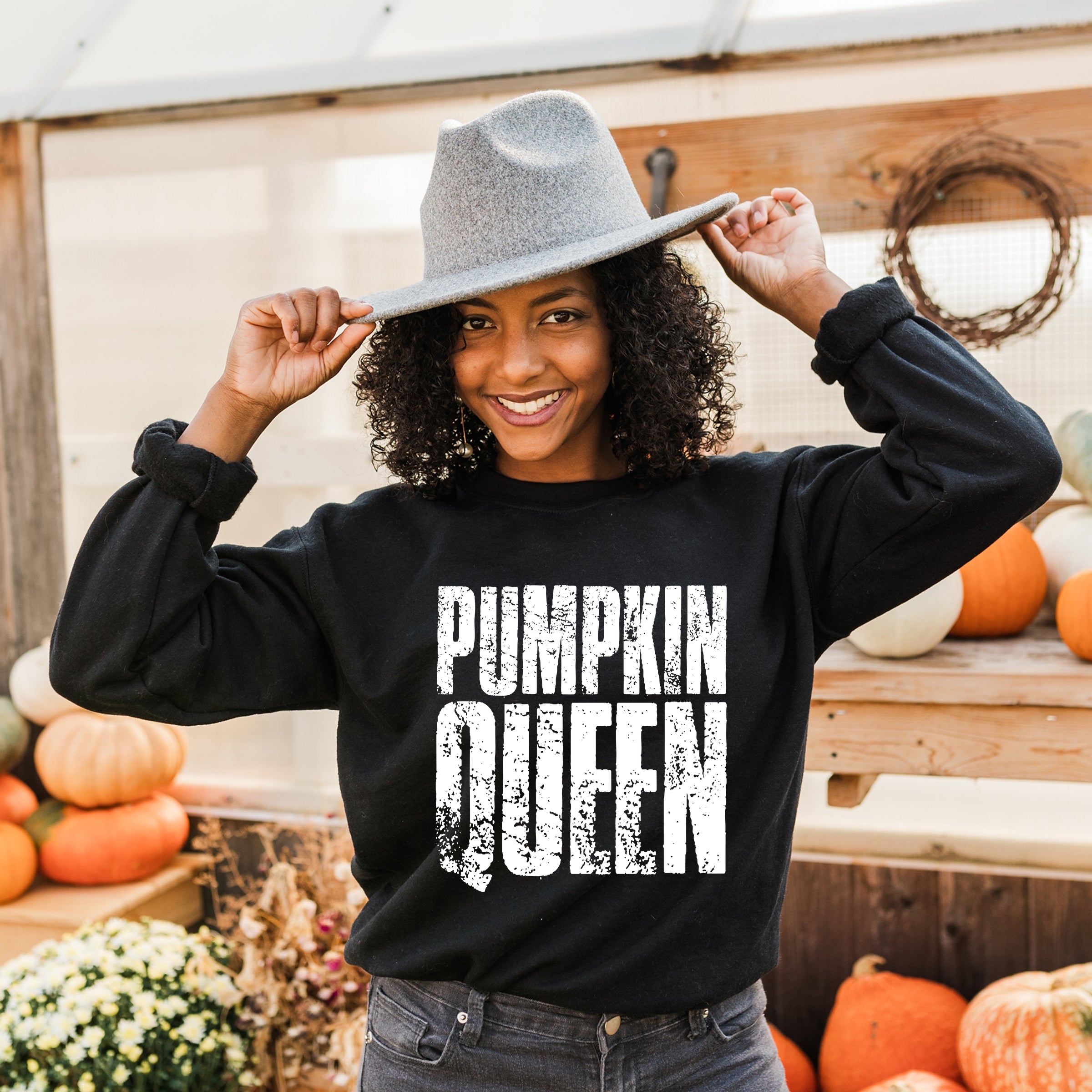 Pumpkin Queen Distressed - Women's Graphic Sweatshirt