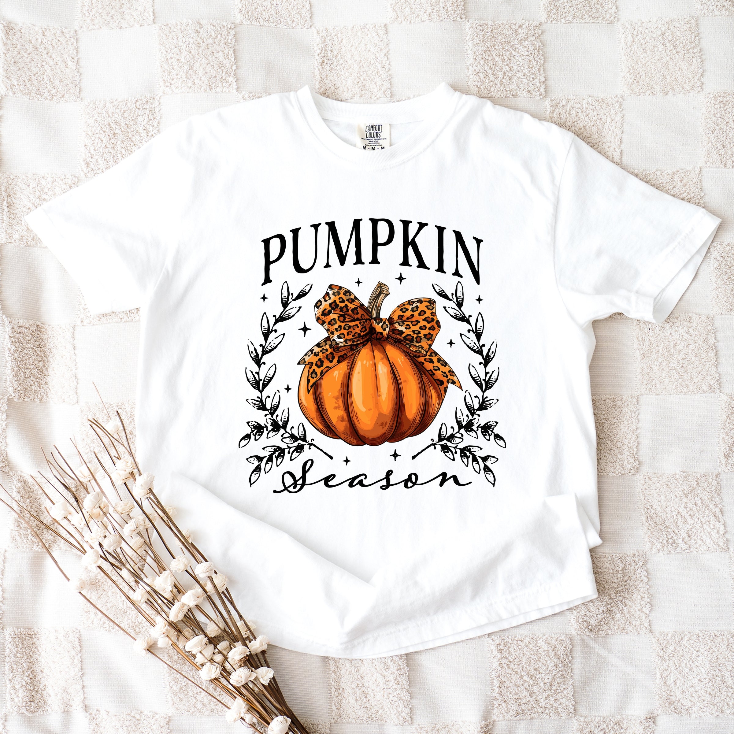 Pumpkin Season Leopard Bow - Women's Garment Dyed Graphic T-Shirt