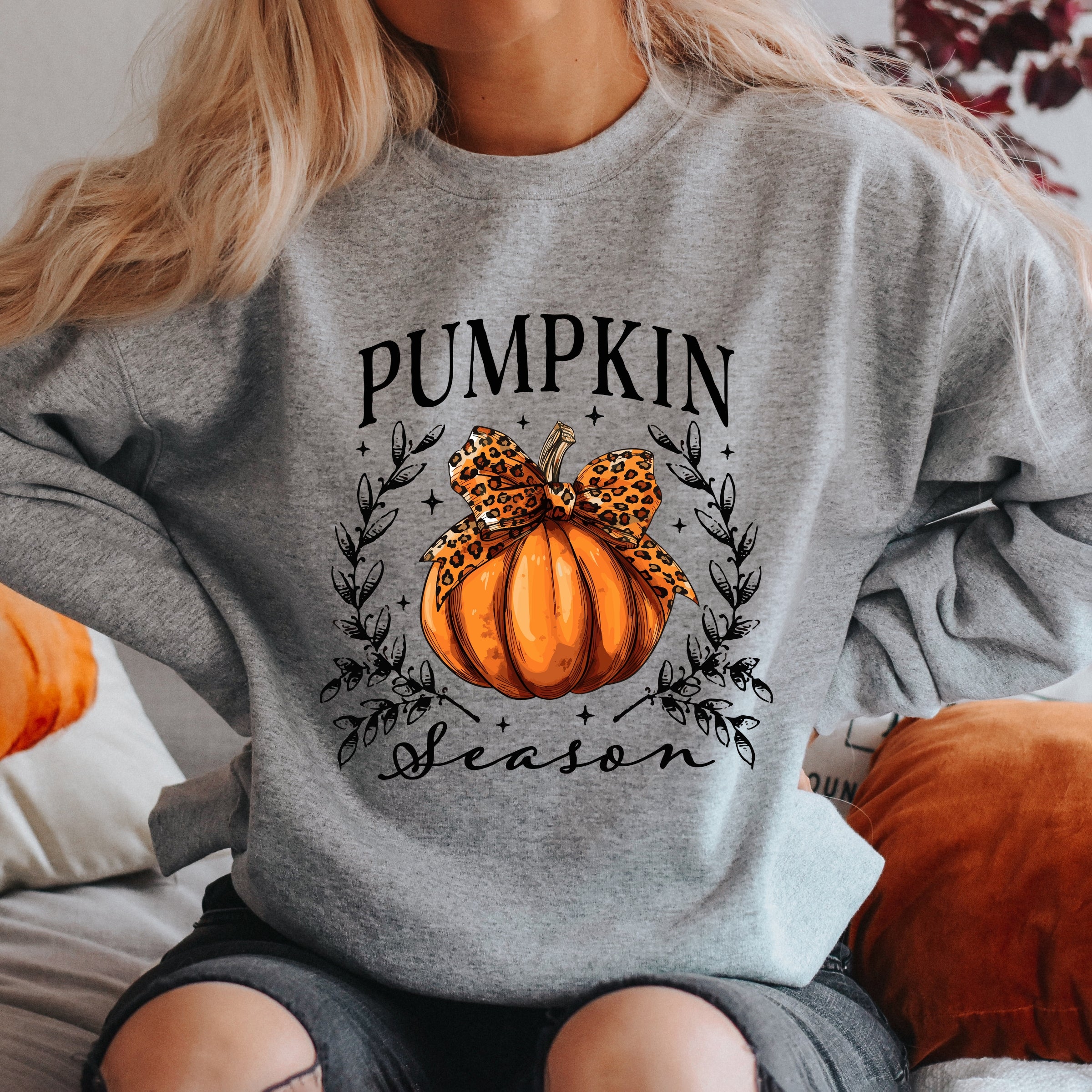 Pumpkin Season Leopard Bow - Women's Graphic Sweatshirt