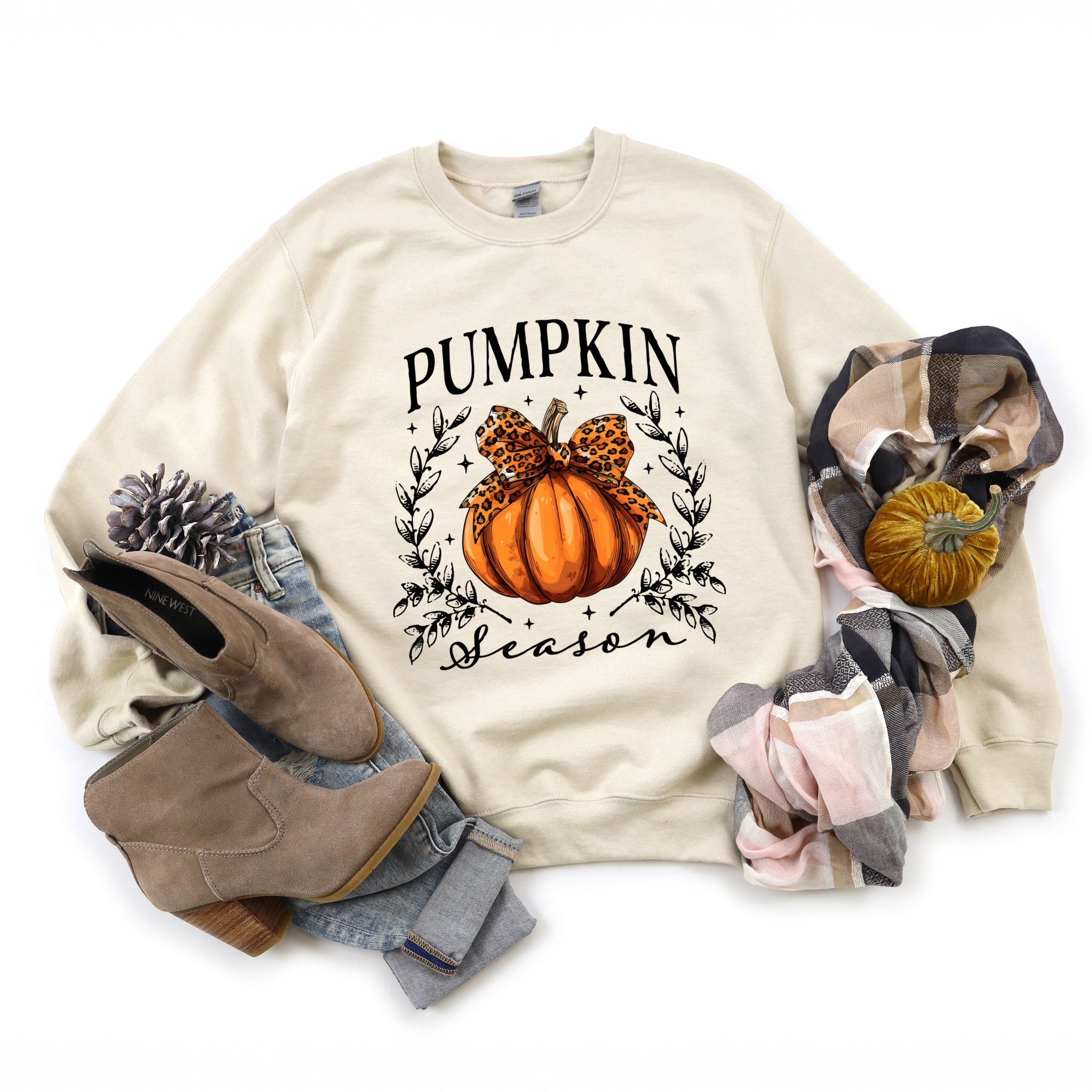 Pumpkin Season Leopard Bow - Women's Graphic Sweatshirt