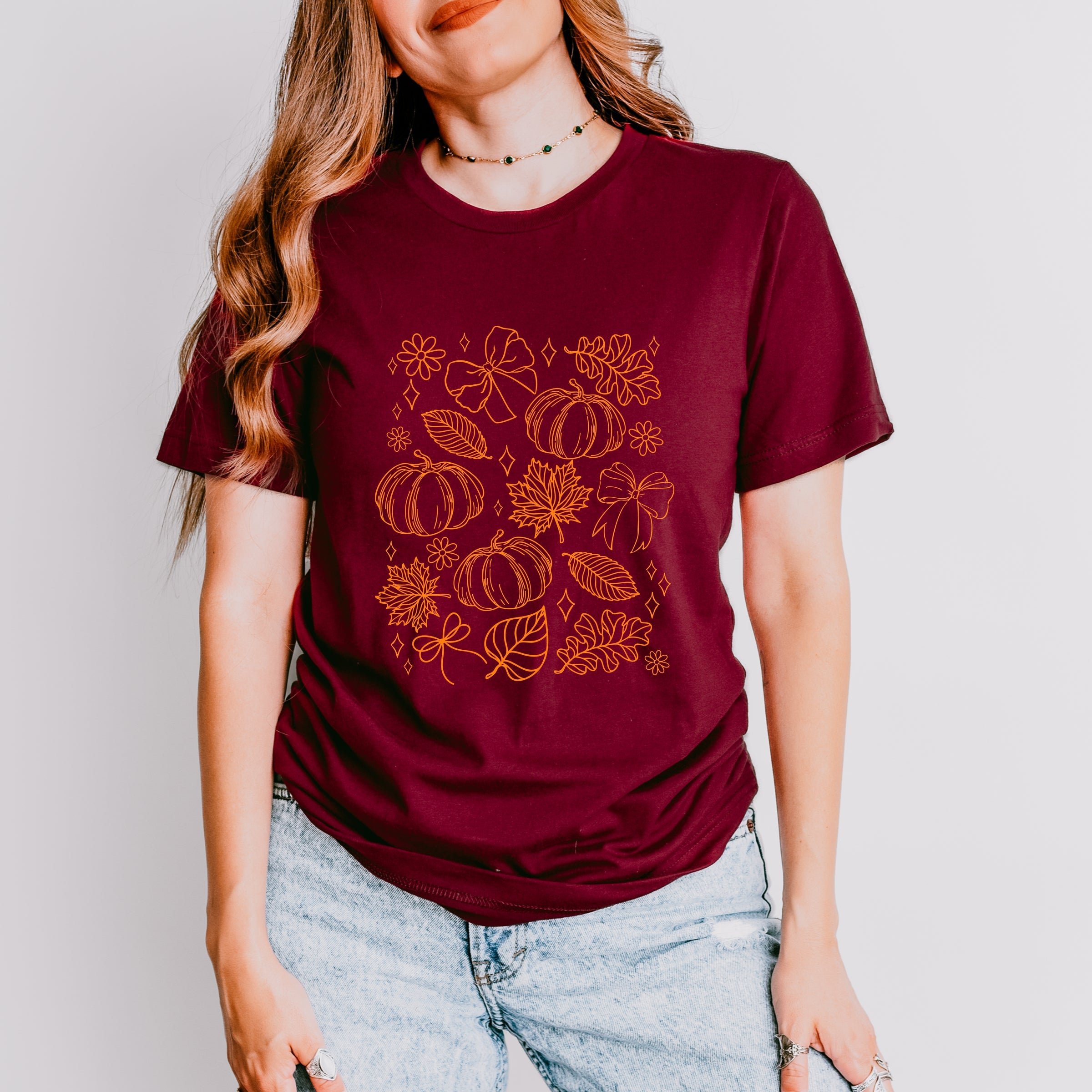 Fall Decorations Outline - Women's Short Sleeve Graphic T-Shirt