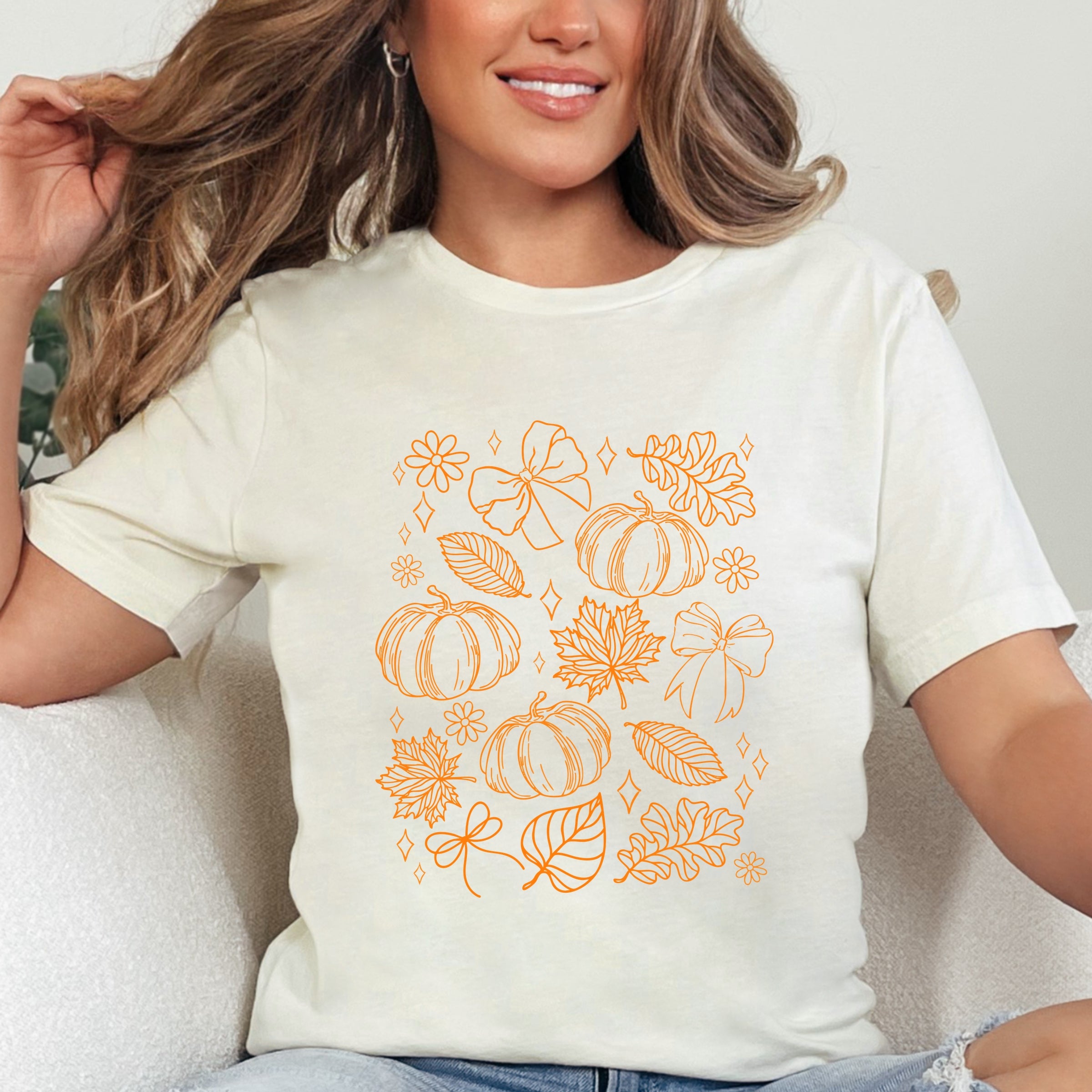 Fall Decorations Outline - Women's Short Sleeve Graphic T-Shirt
