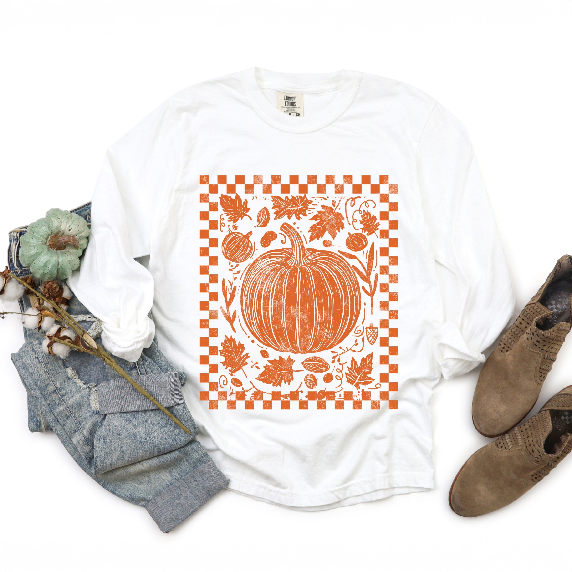 Pumpkin Checkered Distressed - Women's Garment Dyed Long Sleeve Graphic T-Shirt