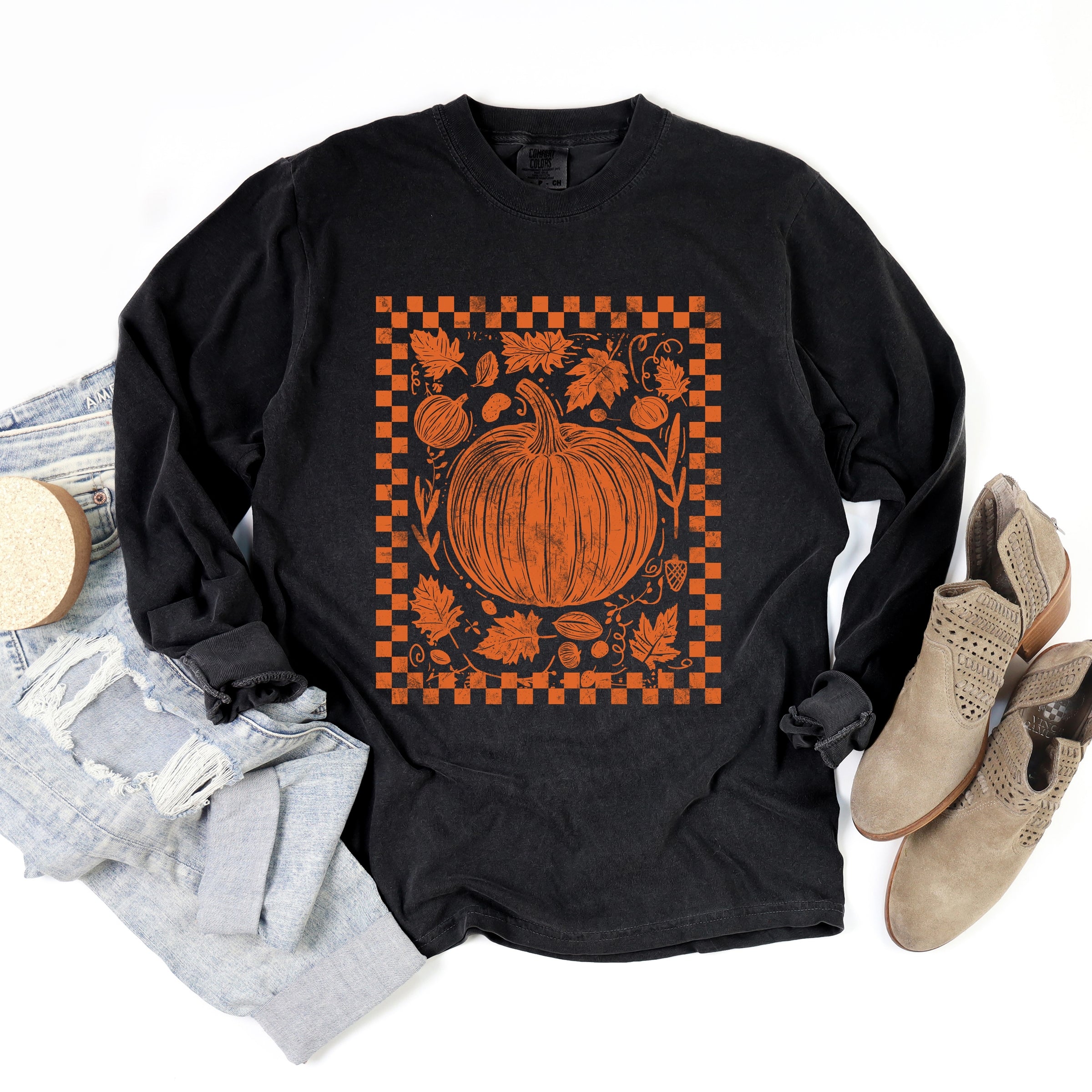 Pumpkin Checkered Distressed - Women's Garment Dyed Long Sleeve Graphic T-Shirt