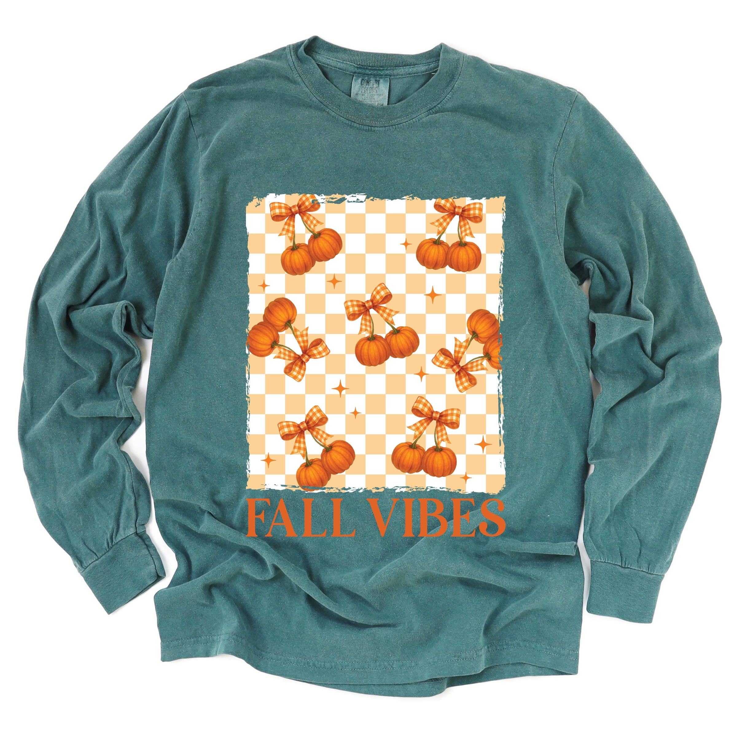 Fall Vibes Checked Pumpkins - Women's Garment Dyed Long Sleeve Graphic T-Shirt