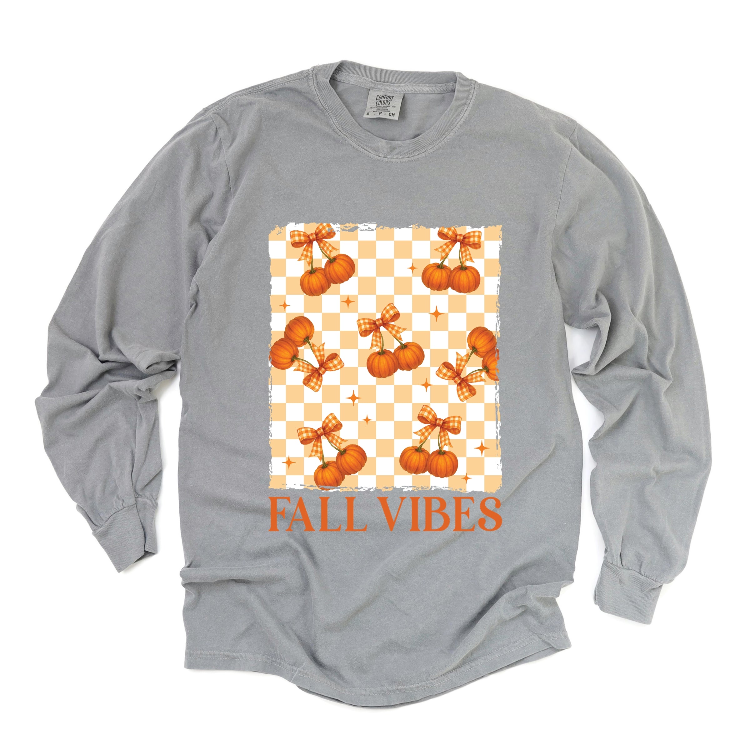 Fall Vibes Checked Pumpkins - Women's Garment Dyed Long Sleeve Graphic T-Shirt