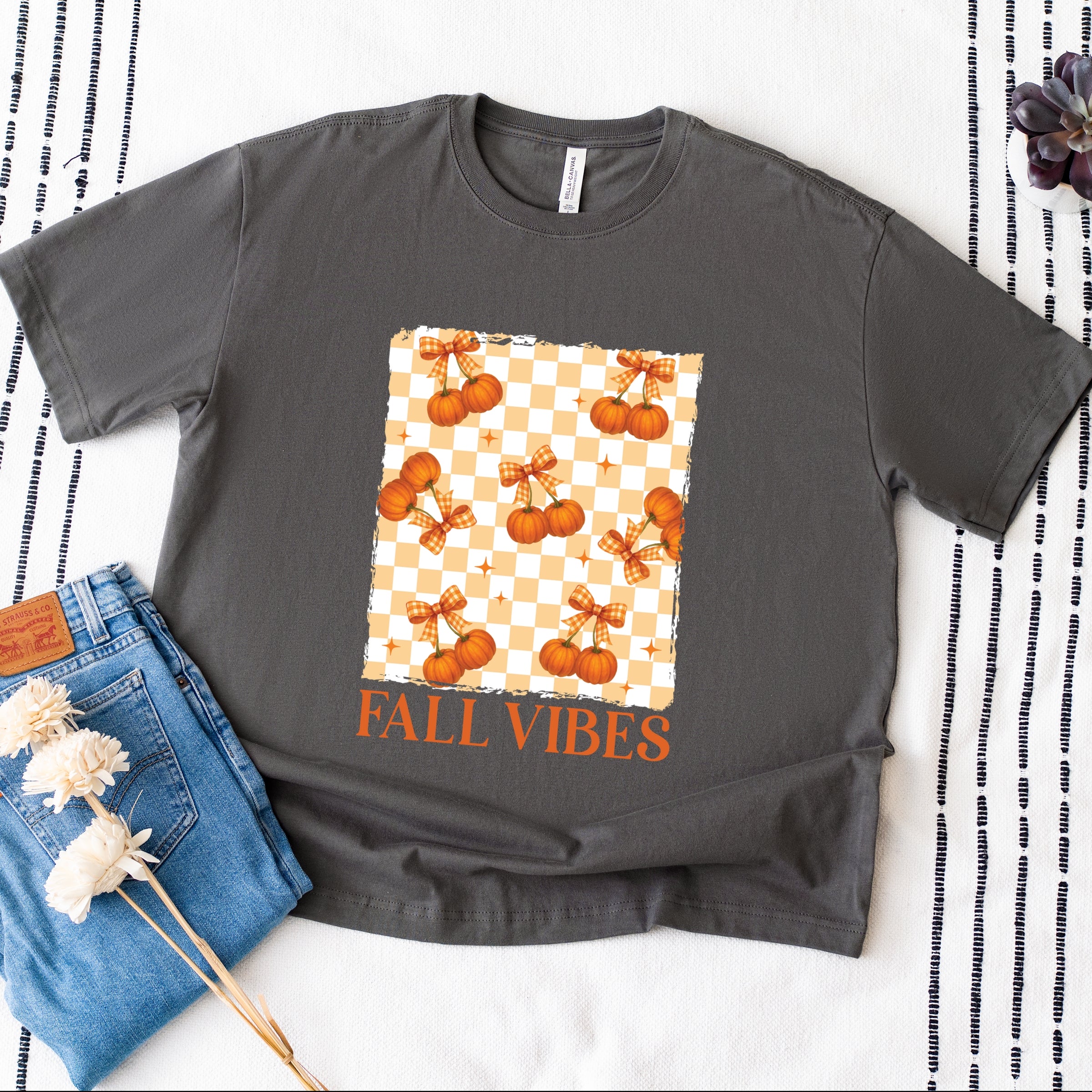 Fall Vibes Checked Pumpkins - Women's Heavyweight Graphic T-Shirt