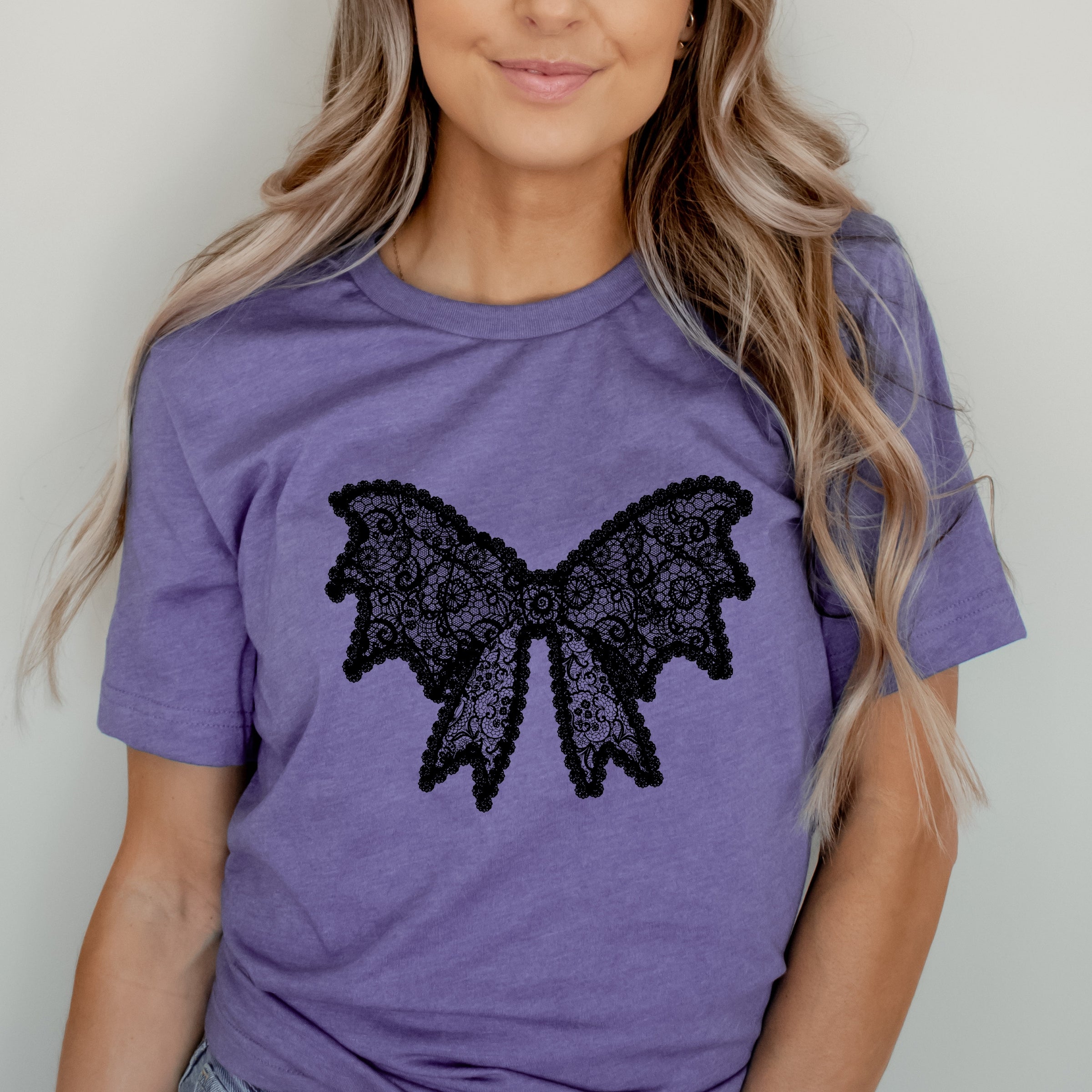 Lace Bow - Women's Short Sleeve Graphic T-Shirt