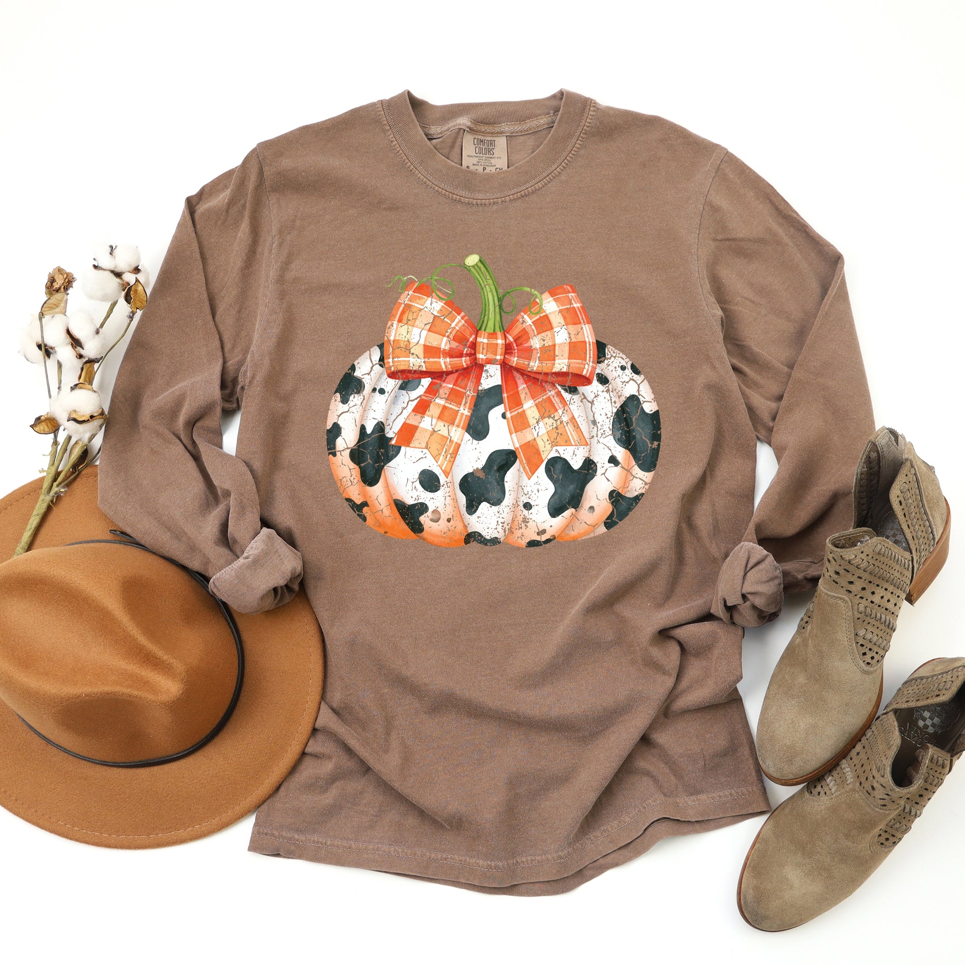 Cow Pumpkin Coquette Distressed - Garment Dyed Long Sleeve