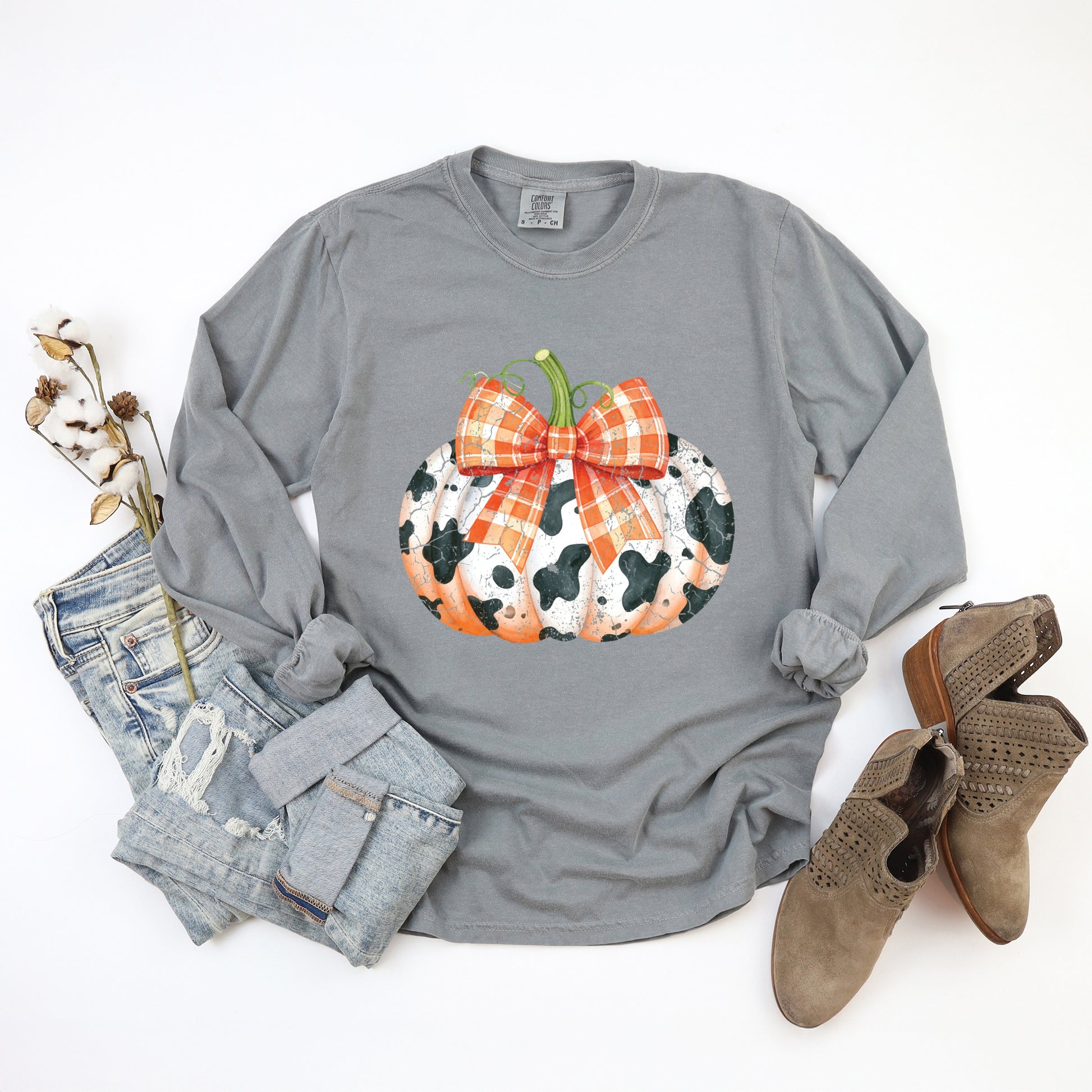 Cow Pumpkin Coquette Distressed - Garment Dyed Long Sleeve
