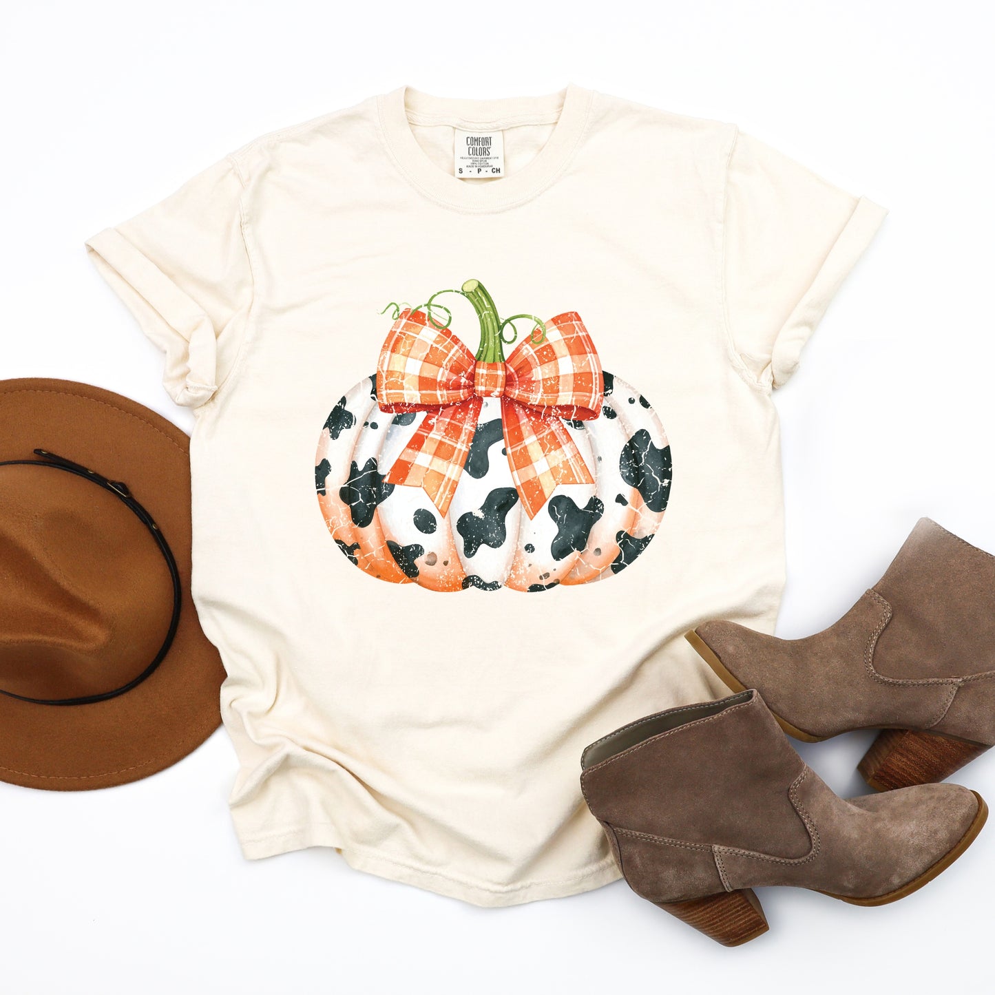 Cow Pumpkin Coquette Distressed - Garment Dyed Tee