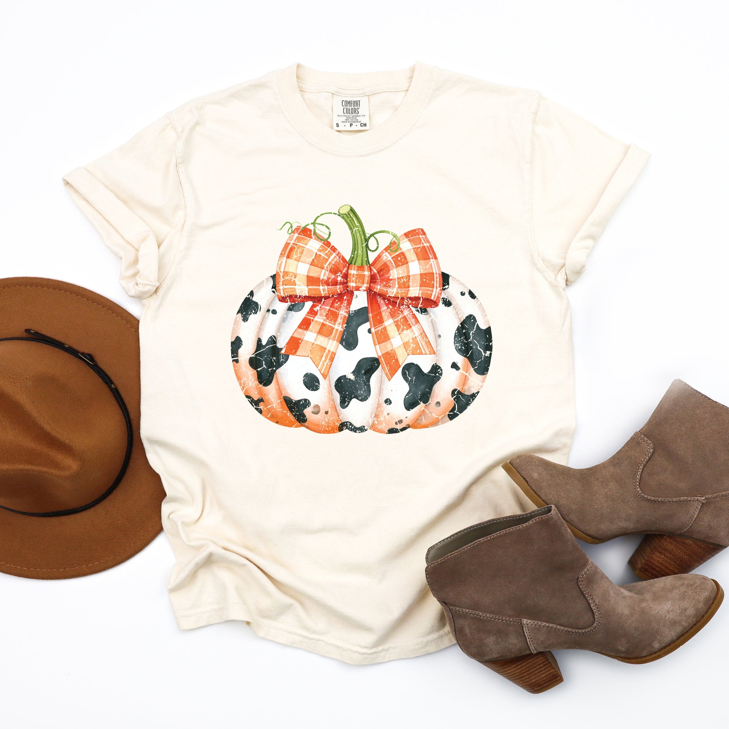 Cow Pumpkin Coquette Distressed - Garment Dyed Tee