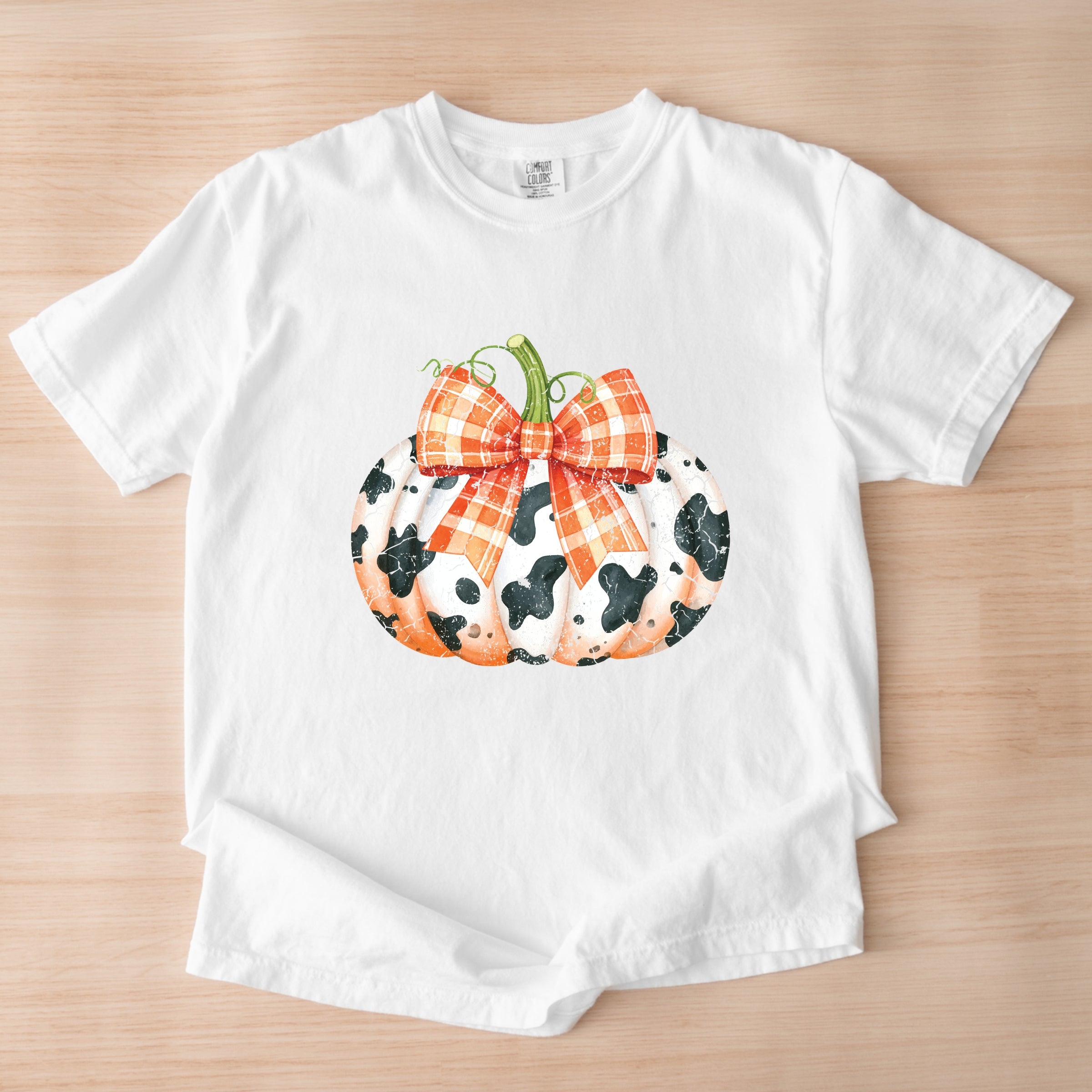 Cow Pumpkin Coquette Distressed - Garment Dyed Tee