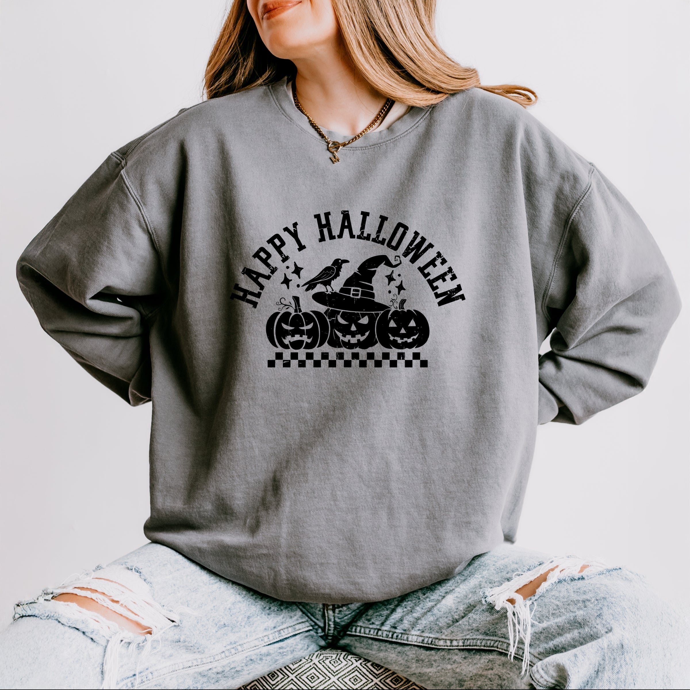 Happy Halloween Arch Distressed - Women's Lightweight Garment Dyed Sweatshirt