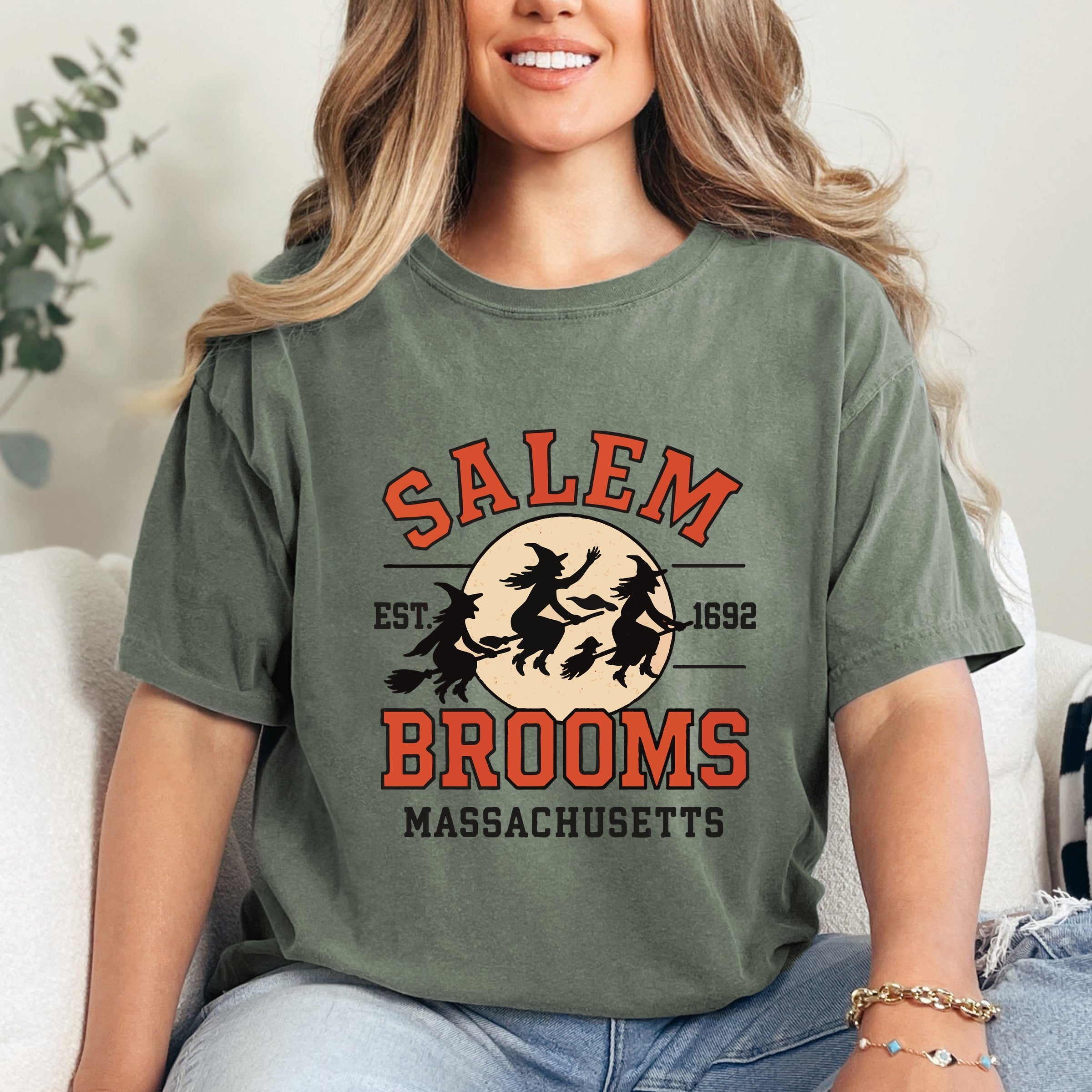 Salem Brooms Massachusetts - Women's Garment Dyed Graphic T-Shirt