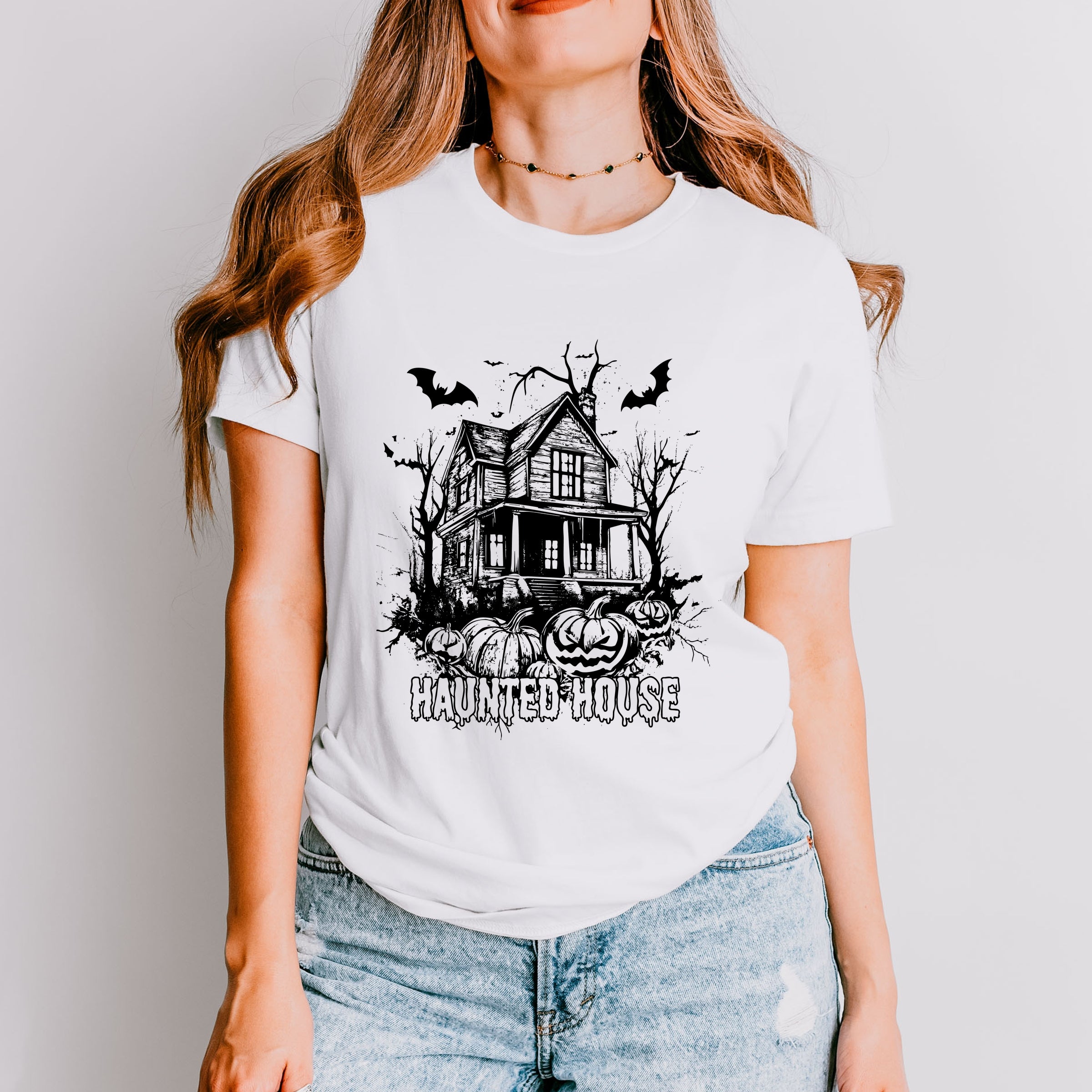 Haunted House Pumpkins And Bats - Short Sleeve Tee